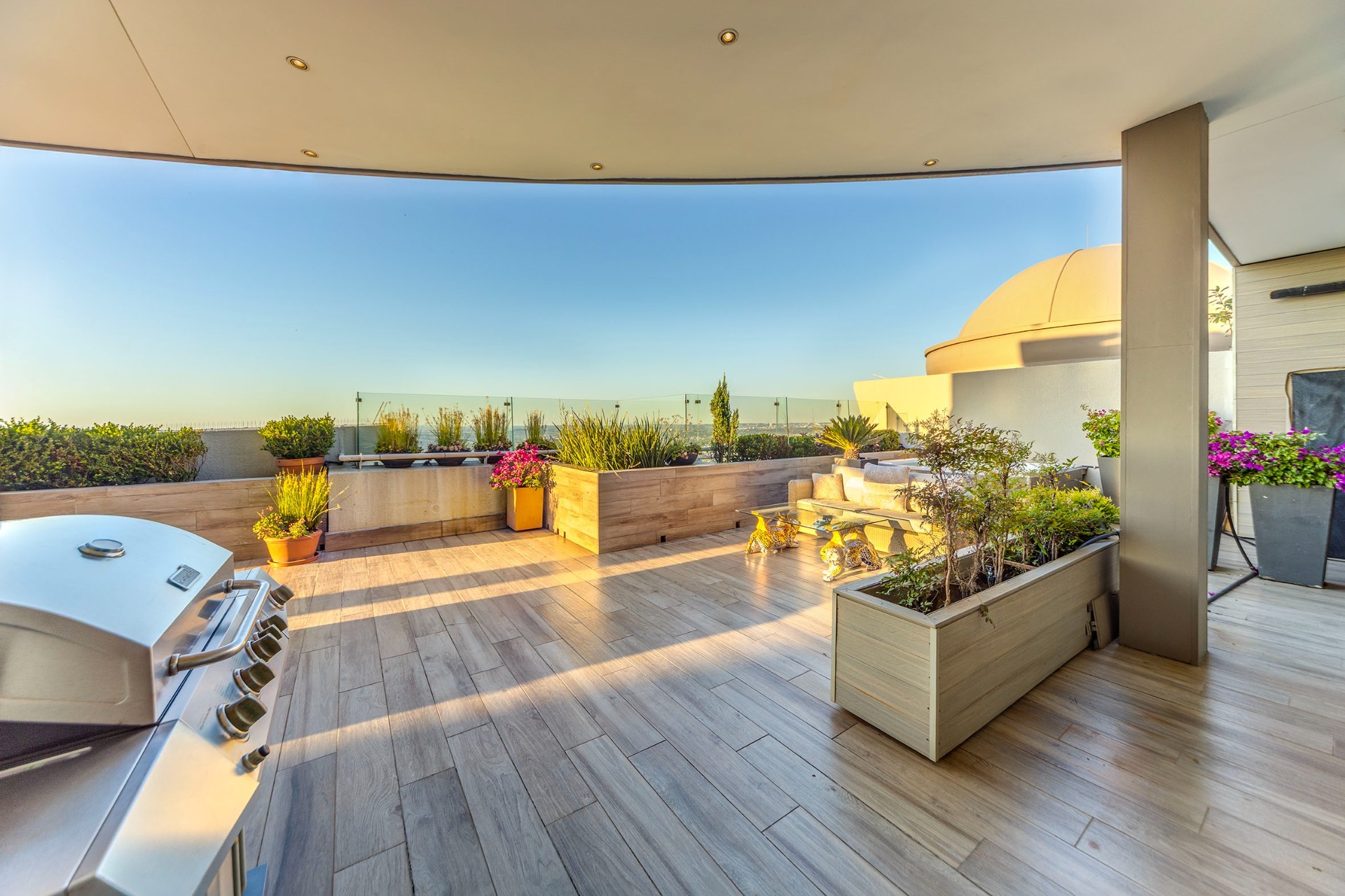 Penthouse for rent in Morningside Ext 40, Morningside, Sandton, 593 m²