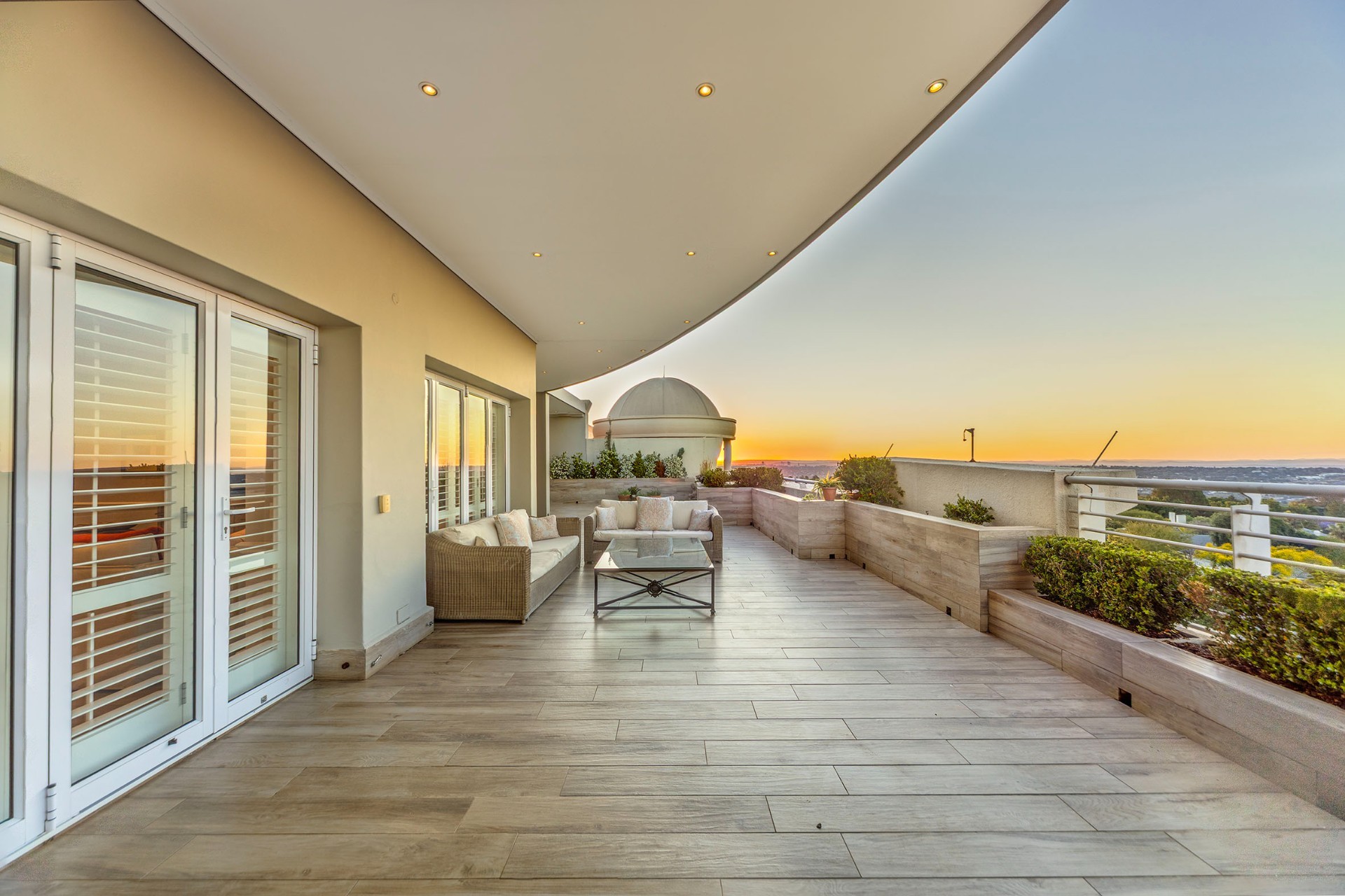 Penthouse for rent in Morningside Ext 40, Morningside, Sandton, 593 m²