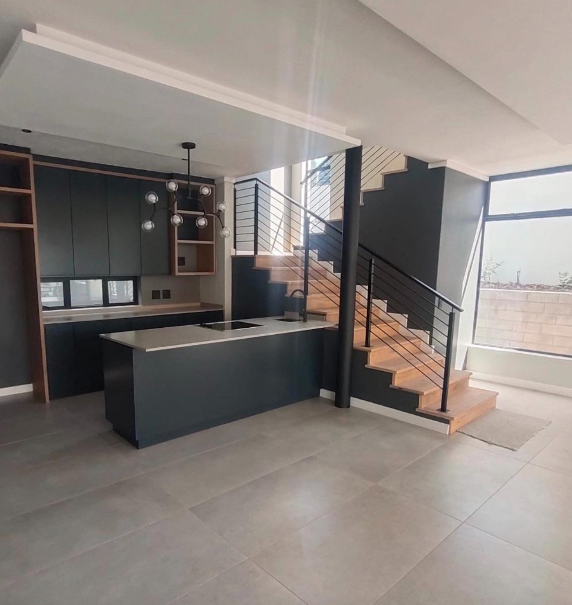 Townhouse for sale in Waterkloof Ridge, Pretoria