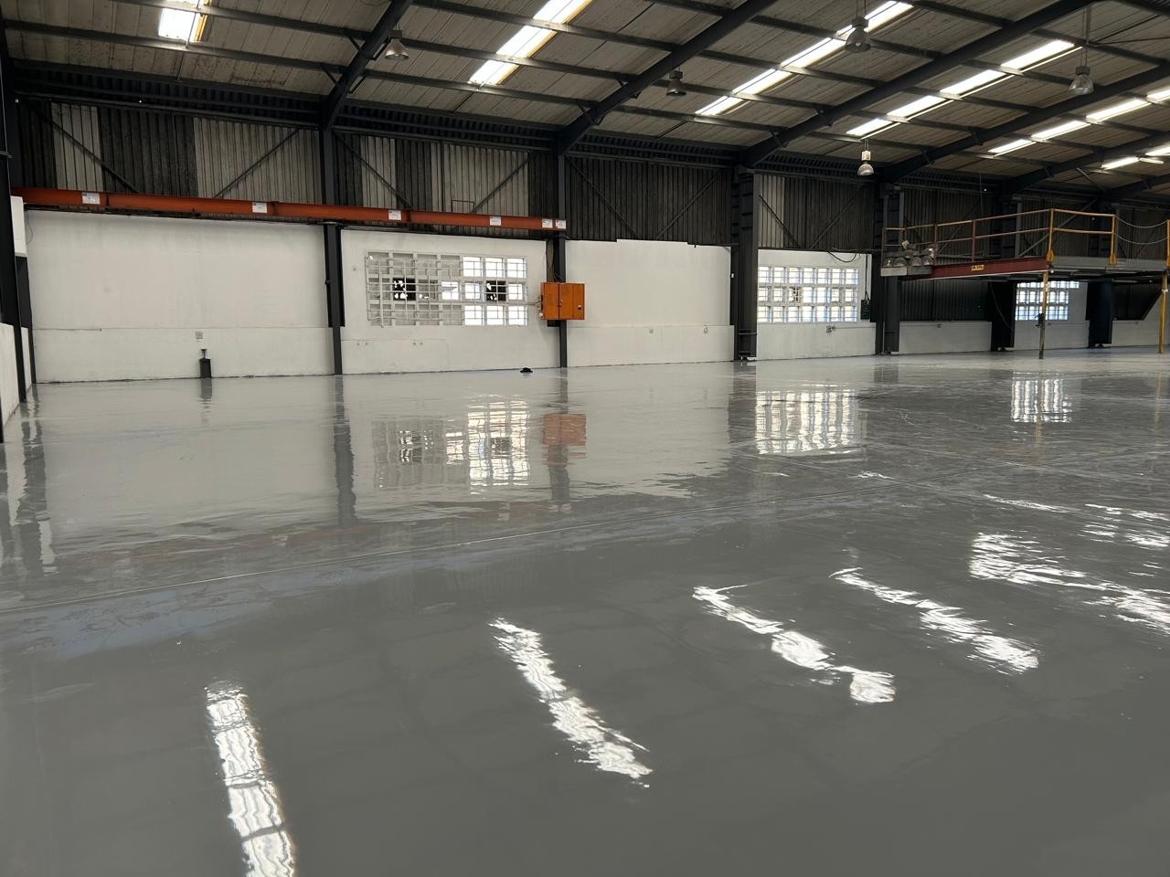 Warehouse for rent in Pinetown Central, Pinetown, KwaZulu Natal, 2363 m²