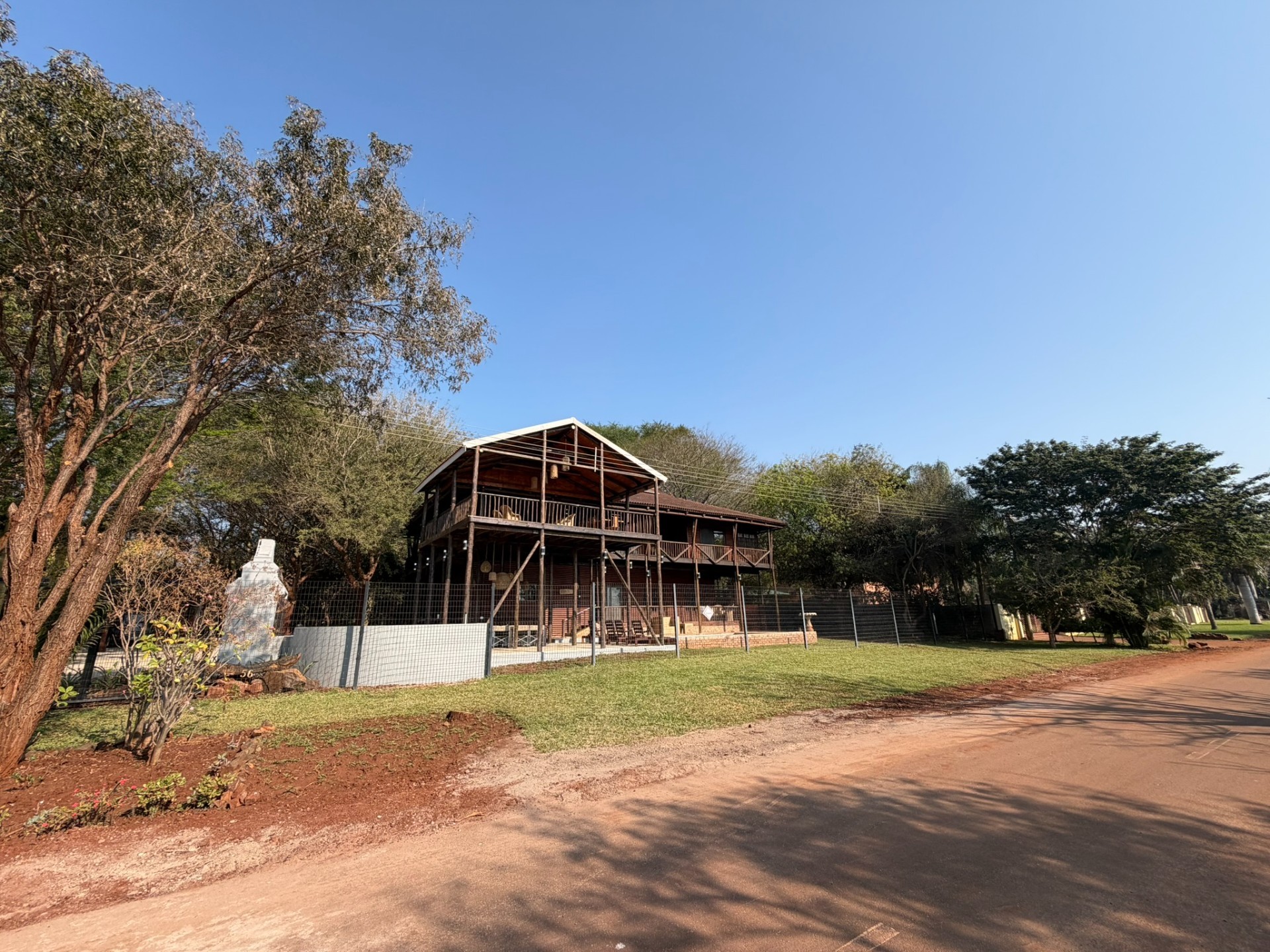 House for sale in Komatipoort, 620 m²