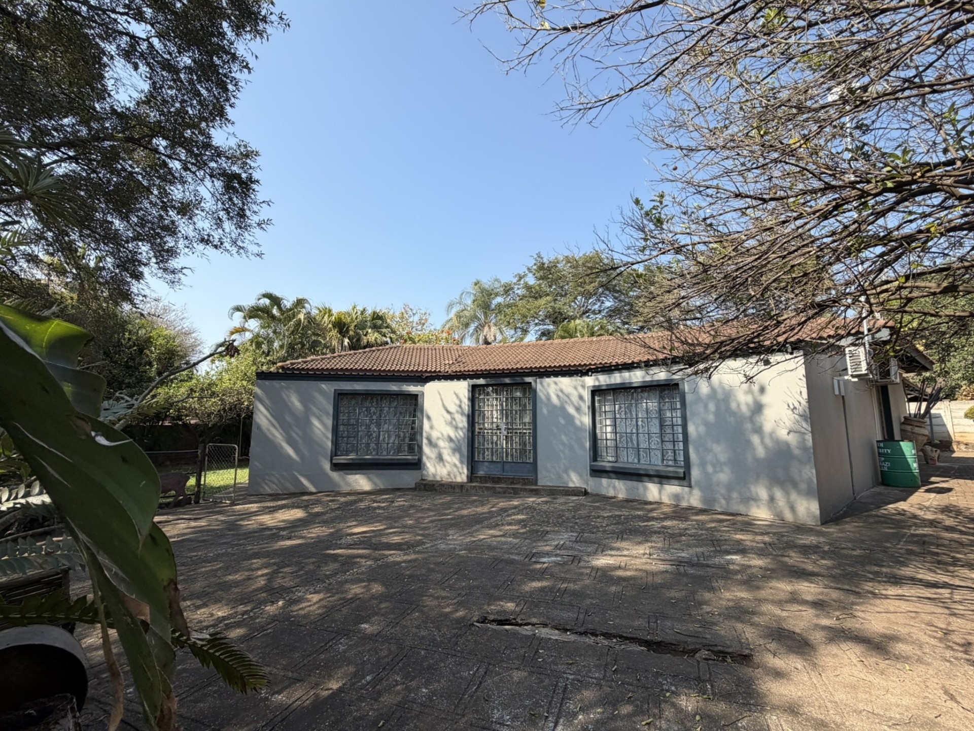 House for sale in Komatipoort, 270 m²