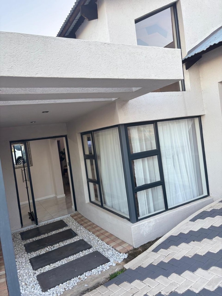 House for sale in Elawini Lifestyle Estate, Nelspruit, 605 m²