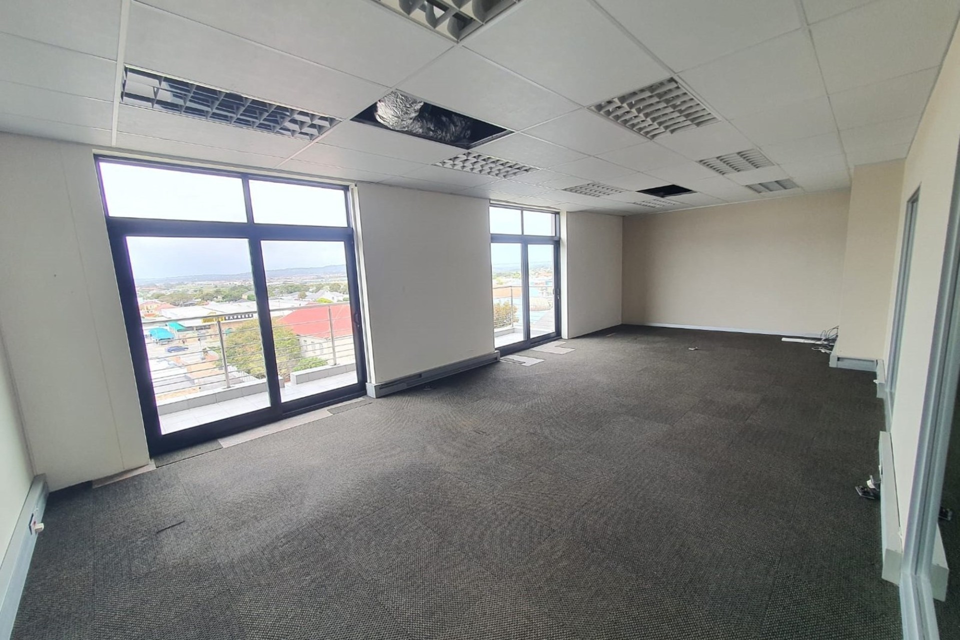 Office For Sale in Newton Park, Port Elizabeth 5