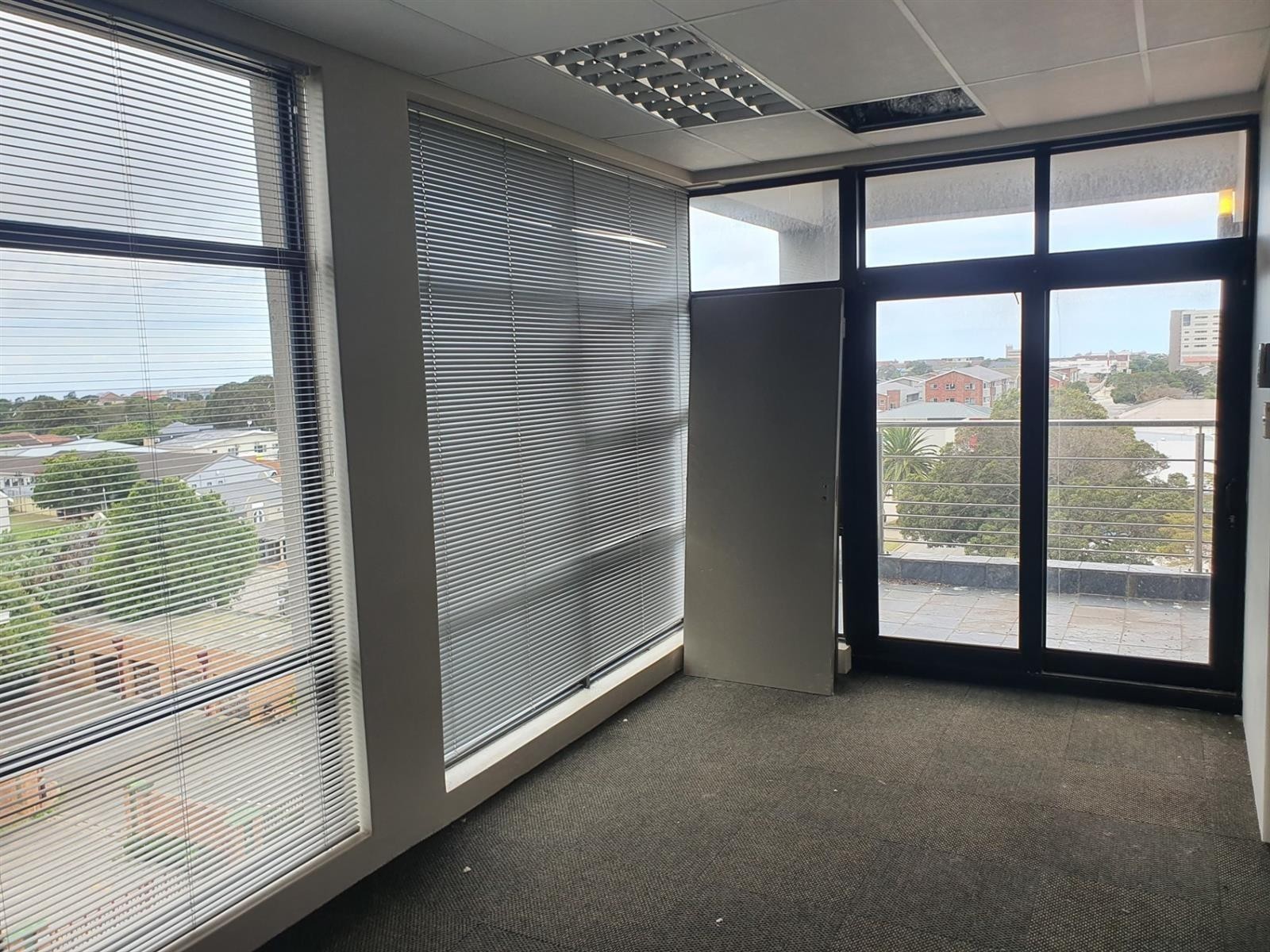 Office For Sale in Newton Park, Port Elizabeth 4