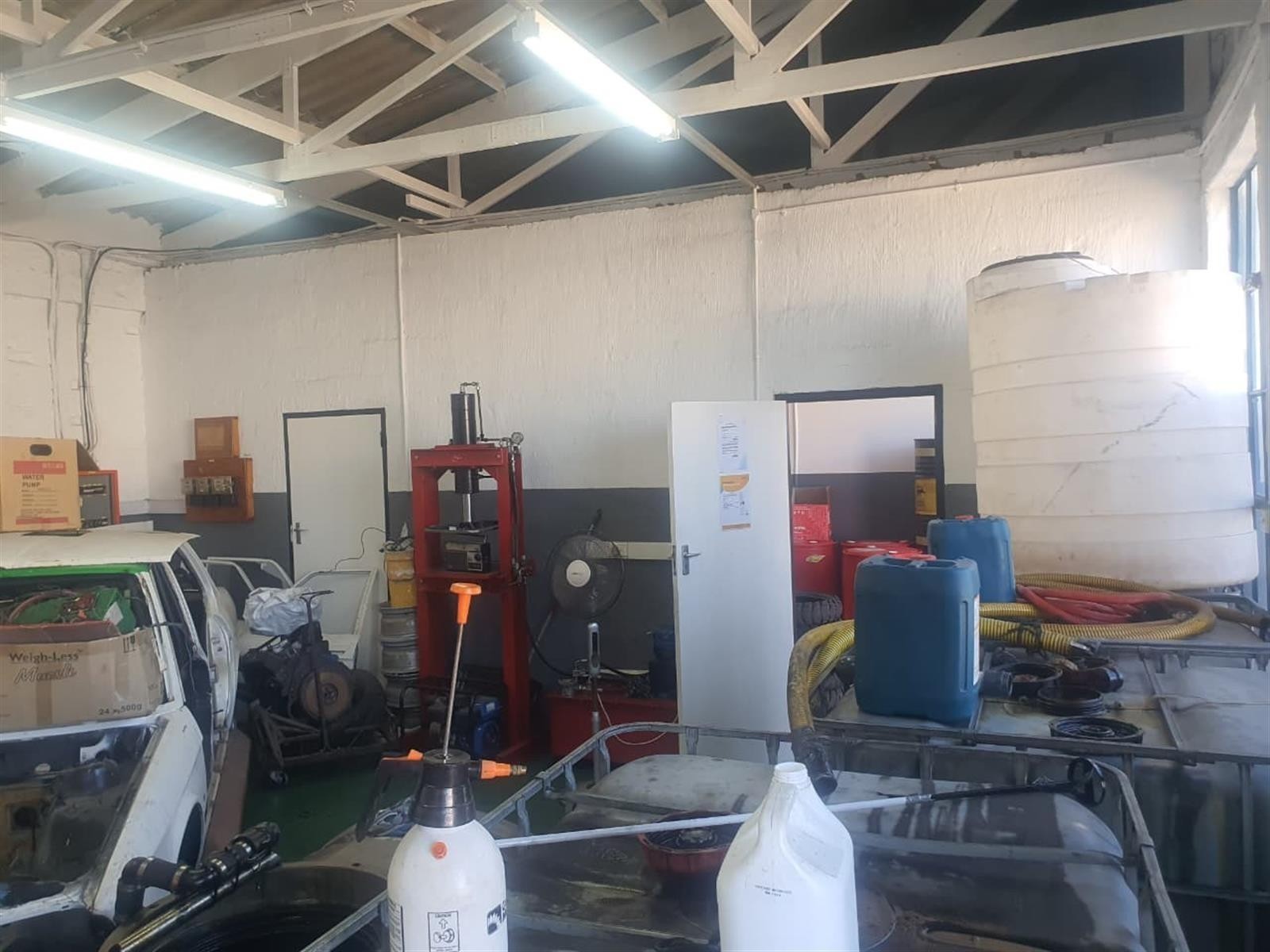 Warehouse For Sale in Deal Party, Port Elizabeth 3