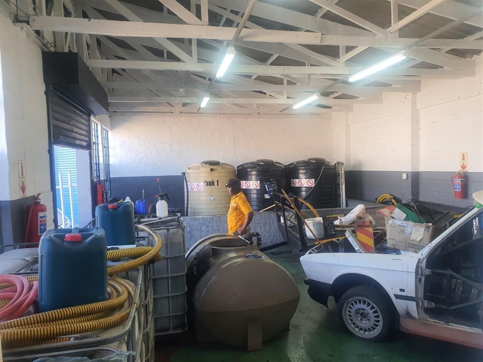 Warehouse For Sale in Deal Party, Port Elizabeth 2