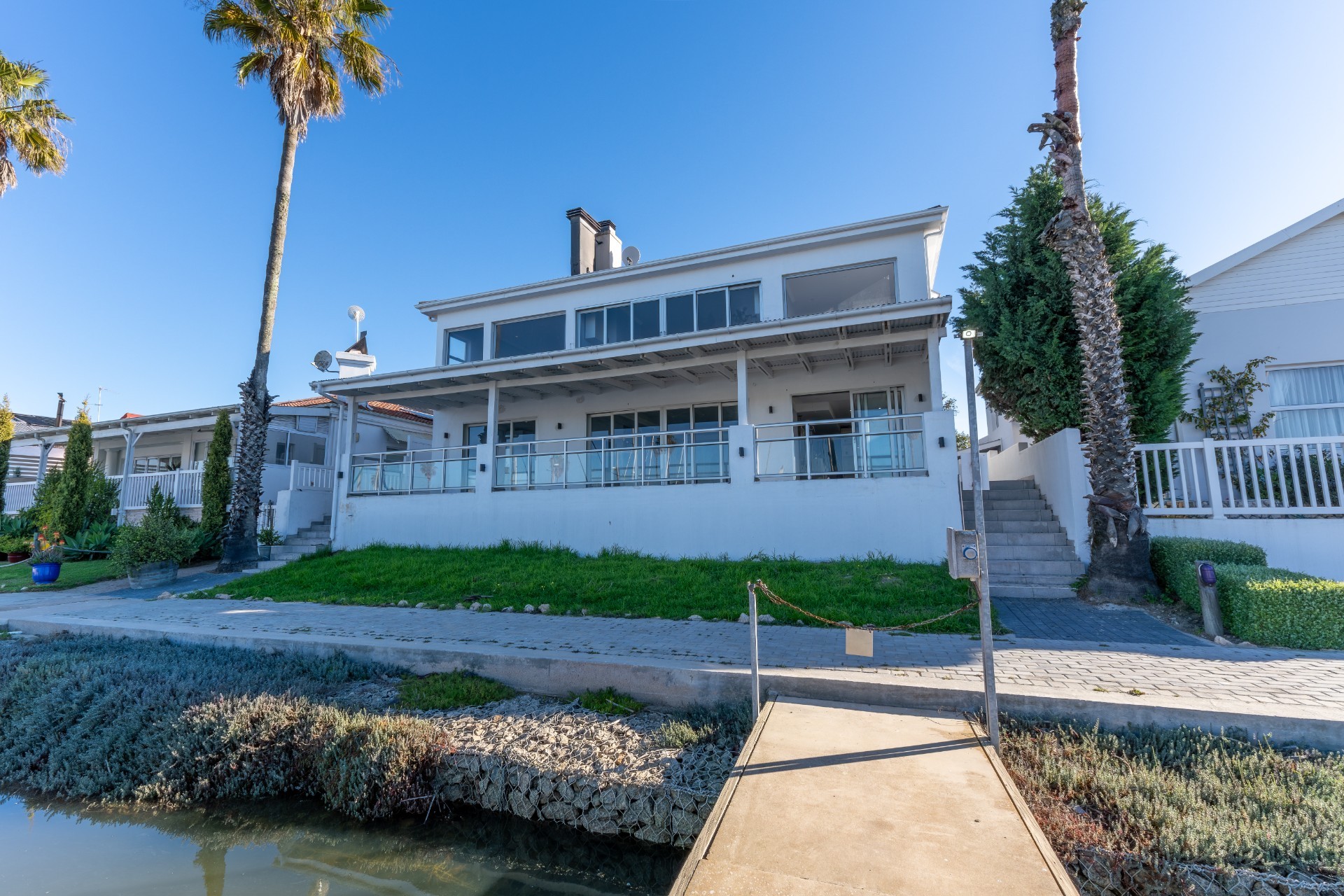 House for sale in Port Owen, Velddrif, 295 m²