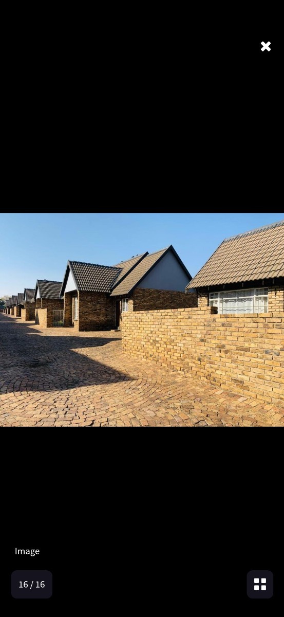 Townhouse for sale in Middelburg Central, Middelburg, 67 m²