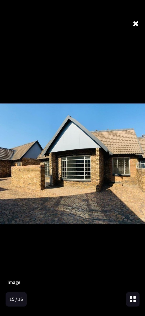 Townhouse for sale in Middelburg Central, Middelburg, 67 m²