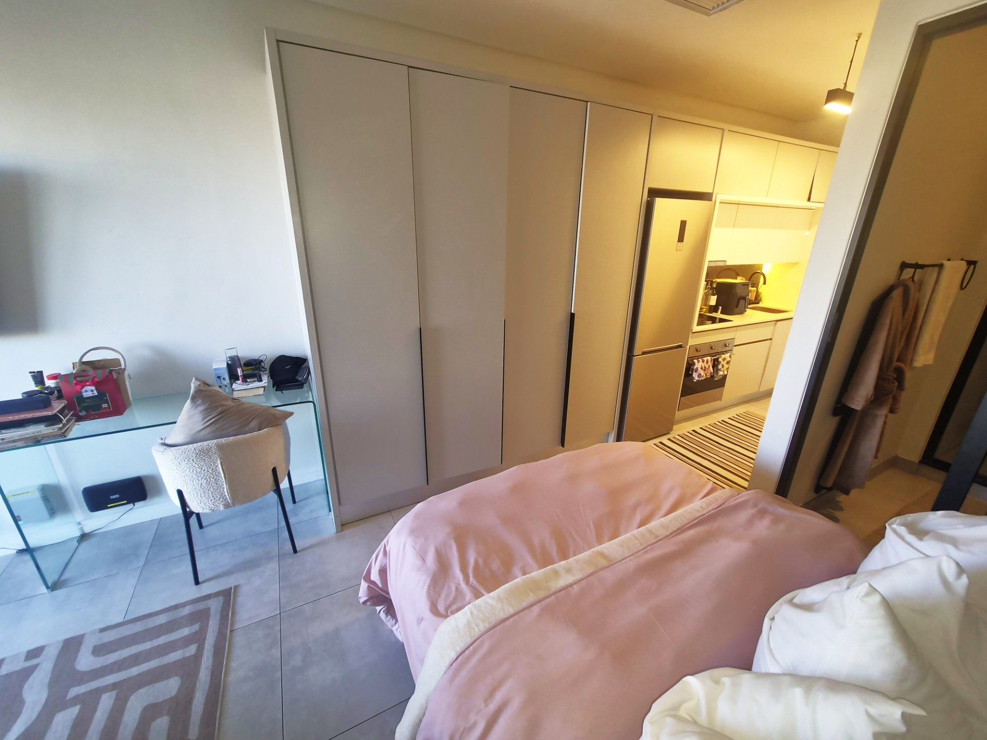 Apartment for rent in Waterfall, Midrand, 35 m²