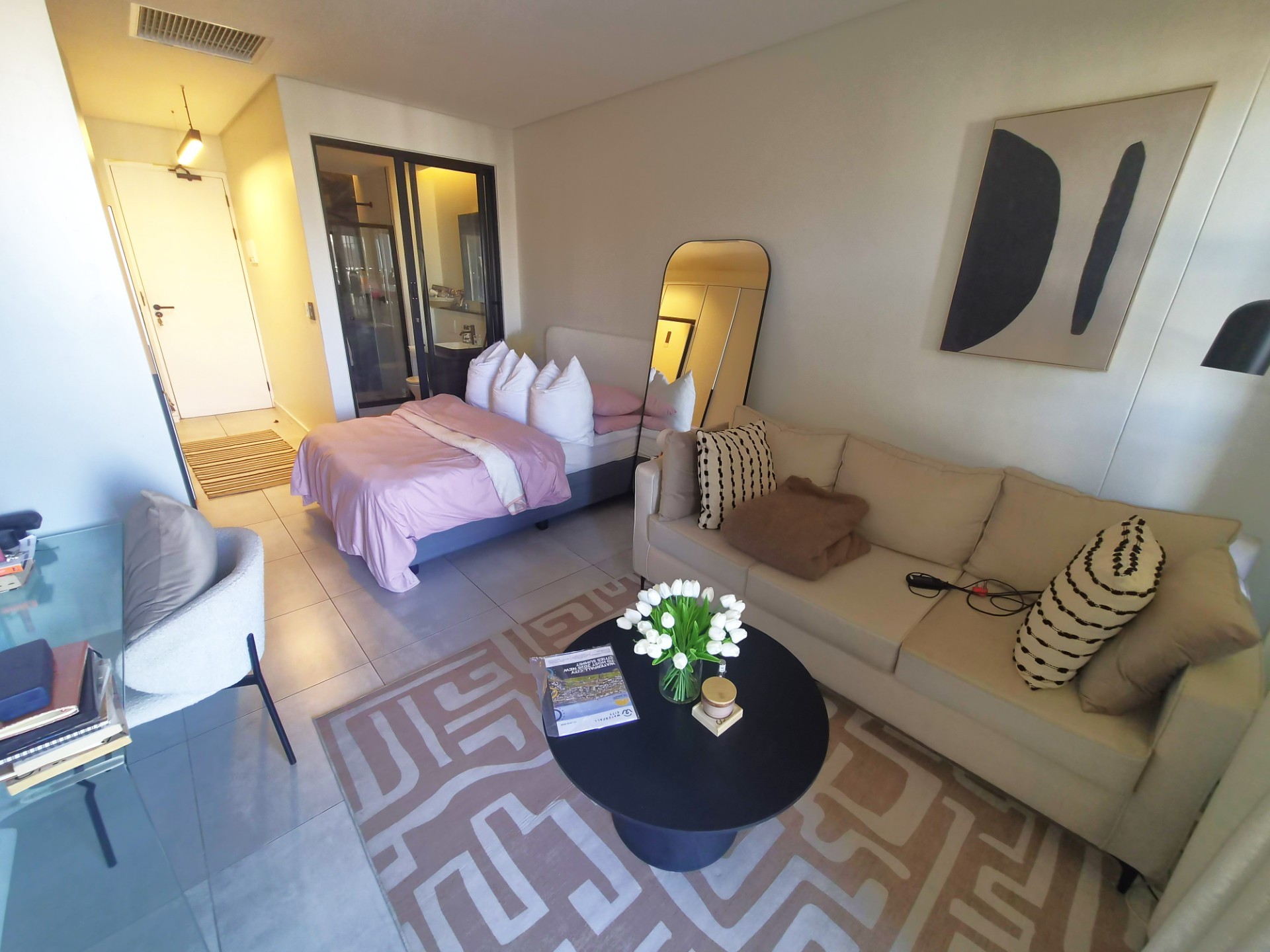 Apartment for rent in Waterfall, Midrand, 35 m²