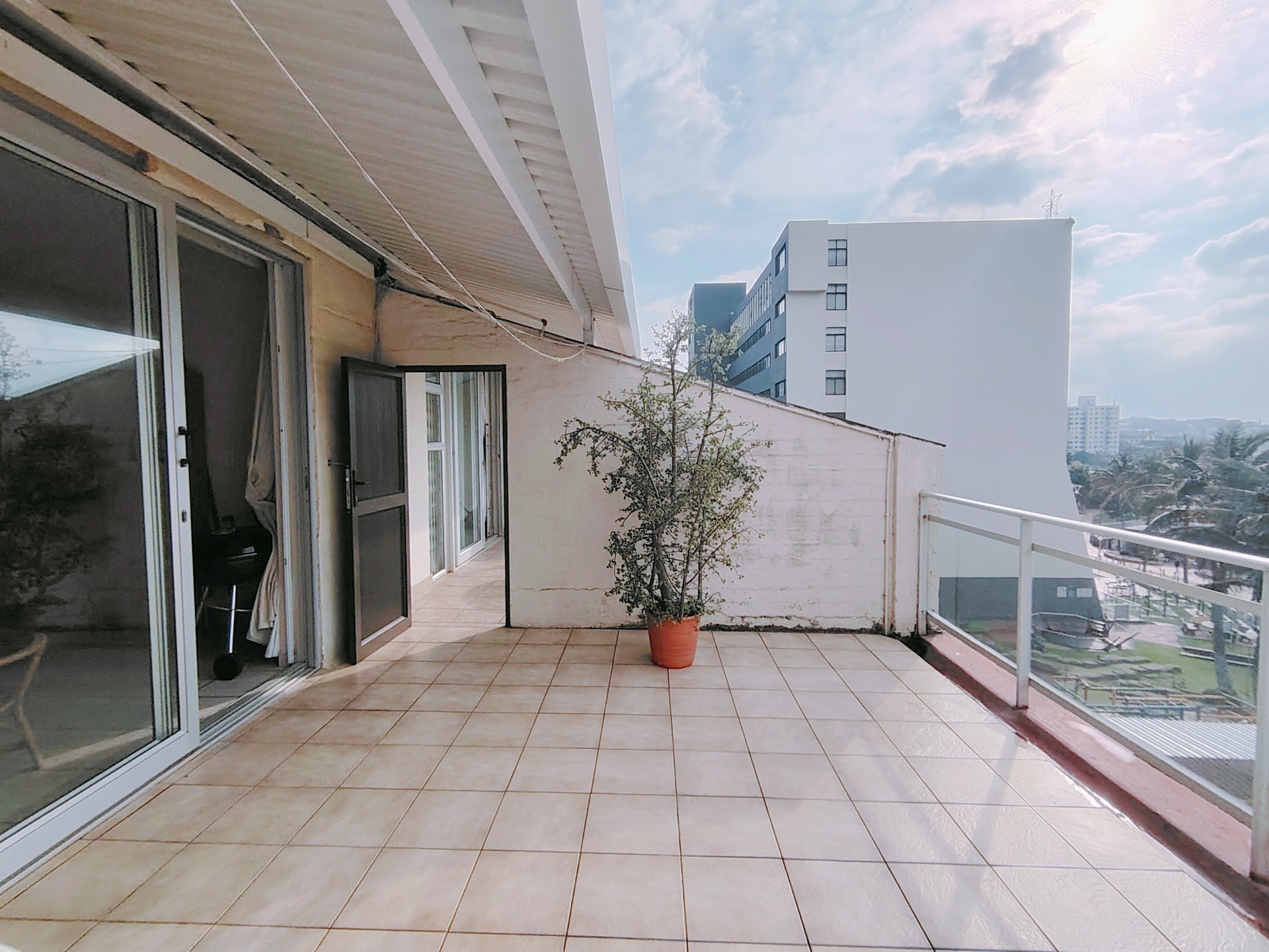 Apartment for sale in Margate, KwaZulu Natal, 110 m²