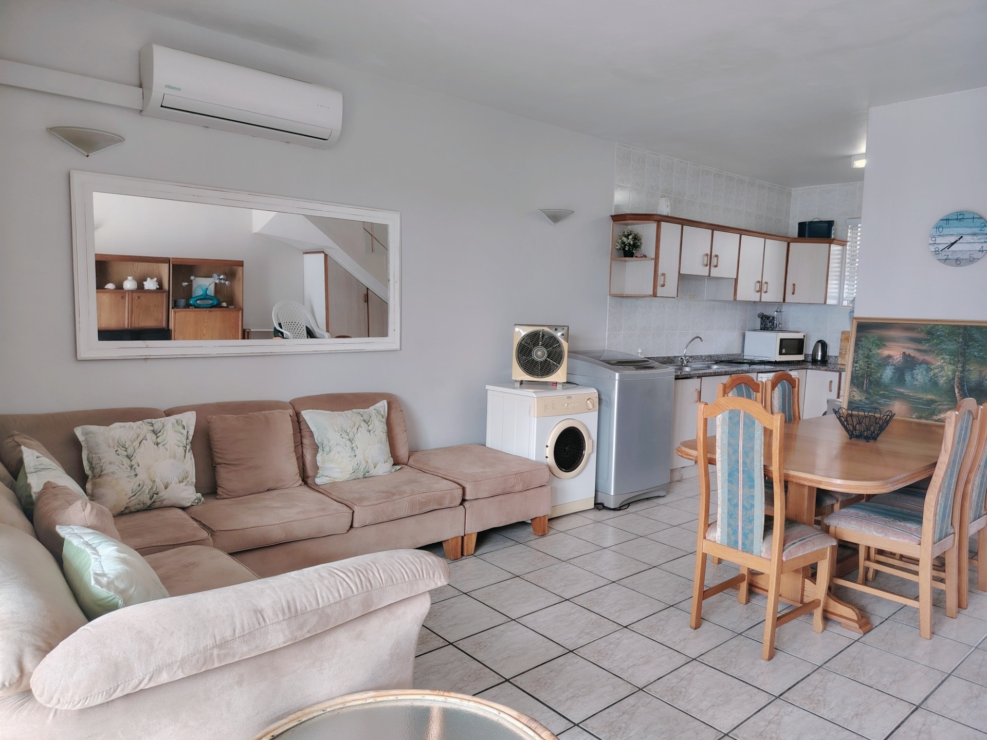 Apartment for sale in Margate, KwaZulu Natal, 110 m²