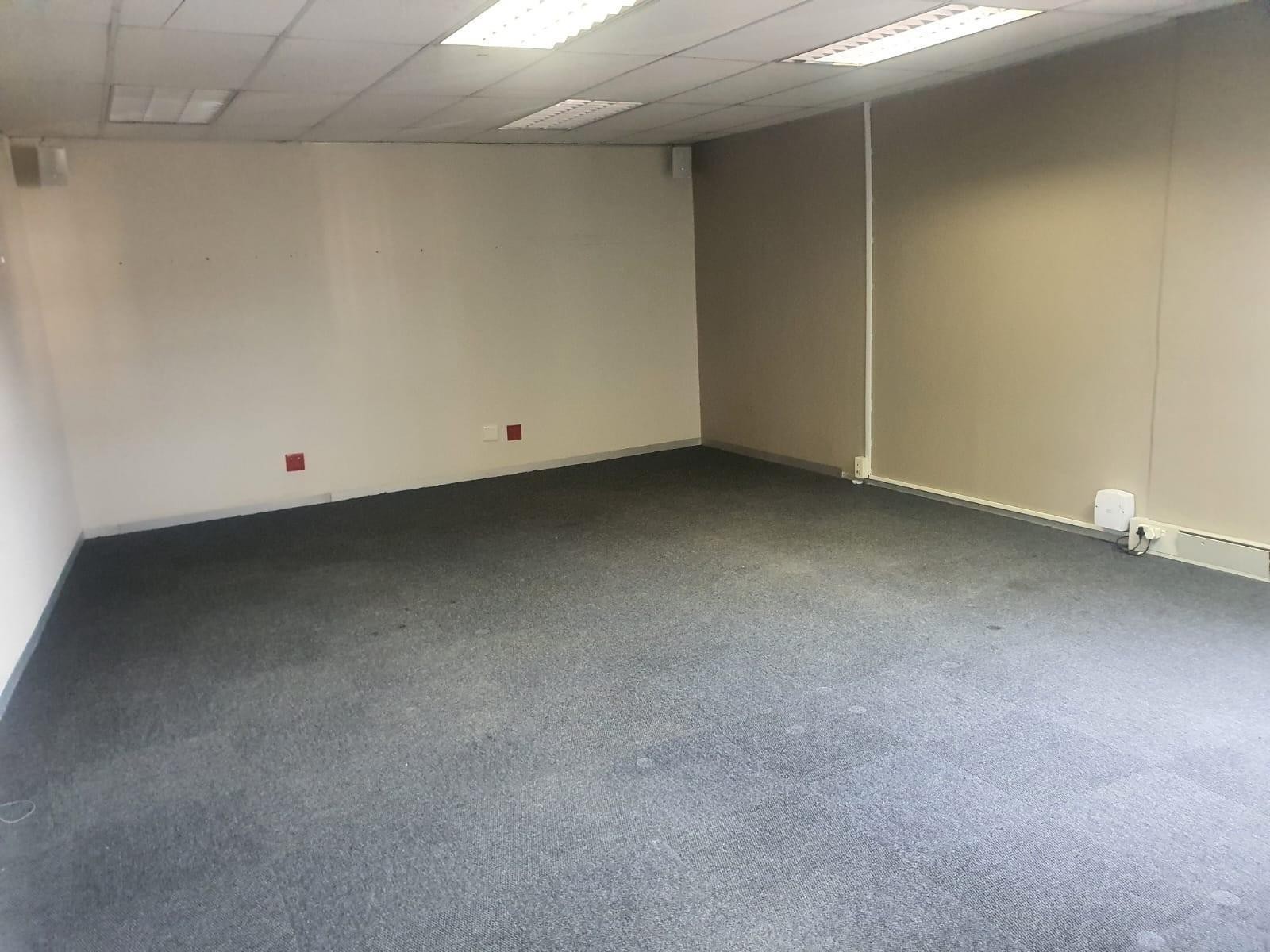 Office To Rent in Newton Park, Port Elizabeth 4