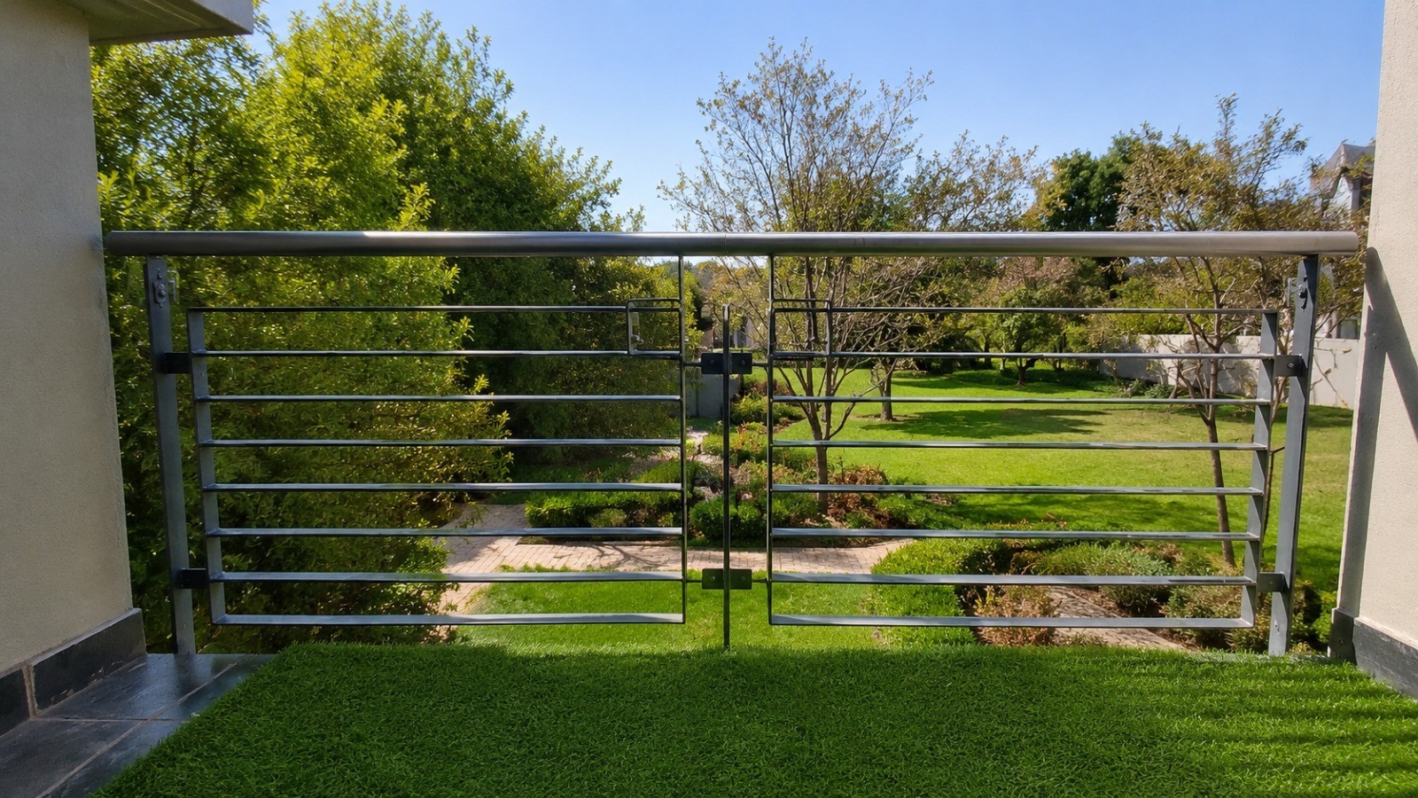 Apartment To Rent in Jackal Creek Golf Estate, Randburg