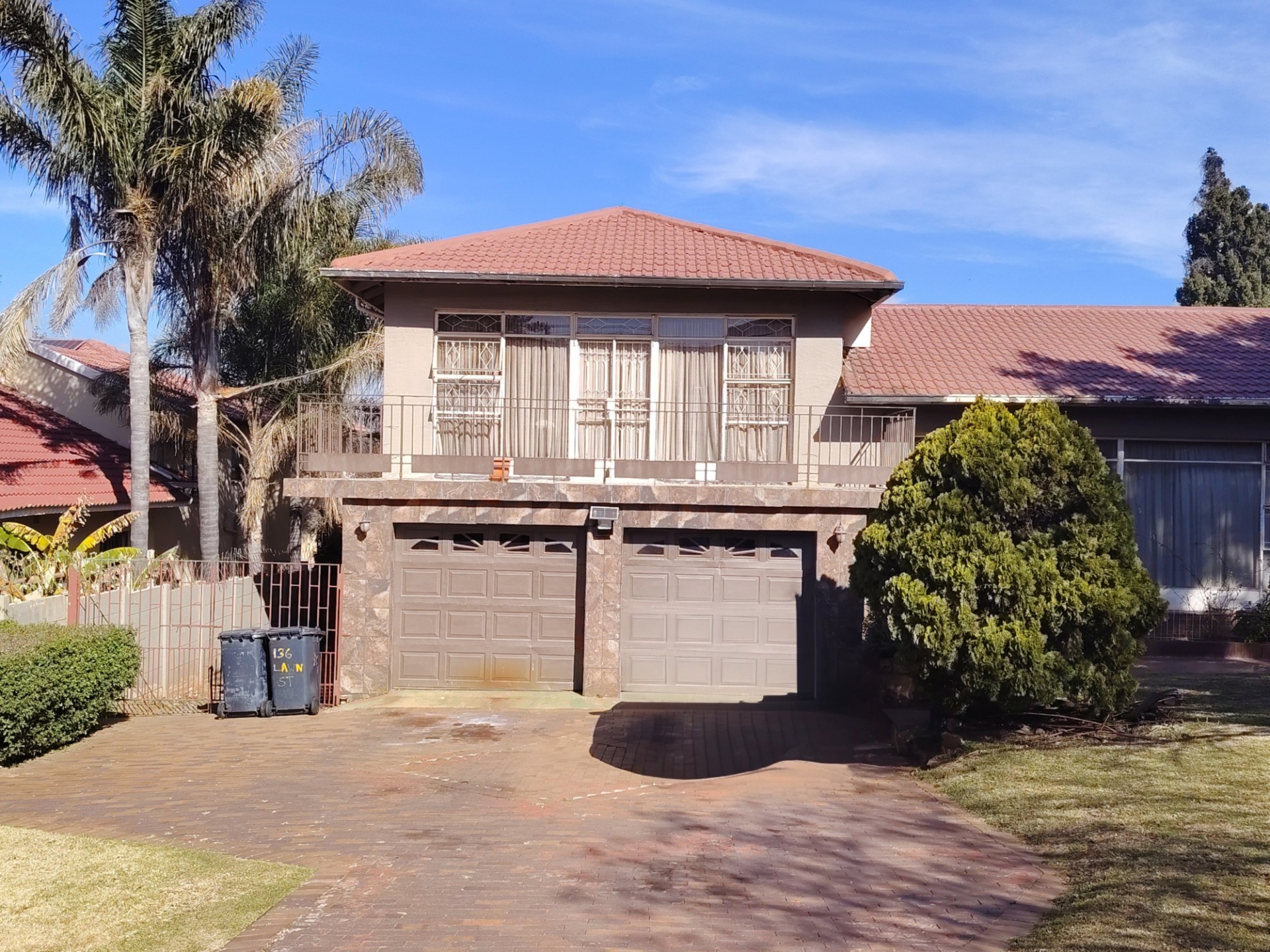 House for sale in Winchester Hills, Johannesburg, 880 m²
