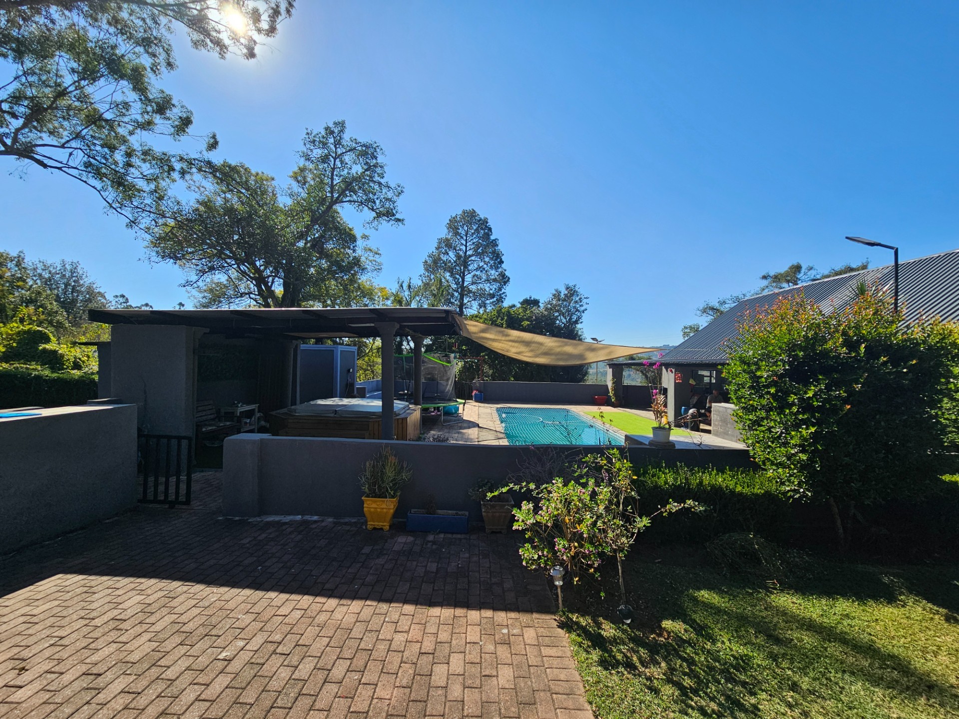 Small Holding For Sale in White River Estates, White River