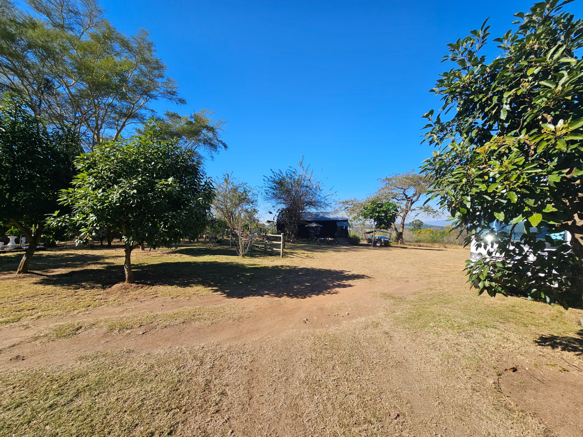 Small Holding For Sale in White River Estates, White River