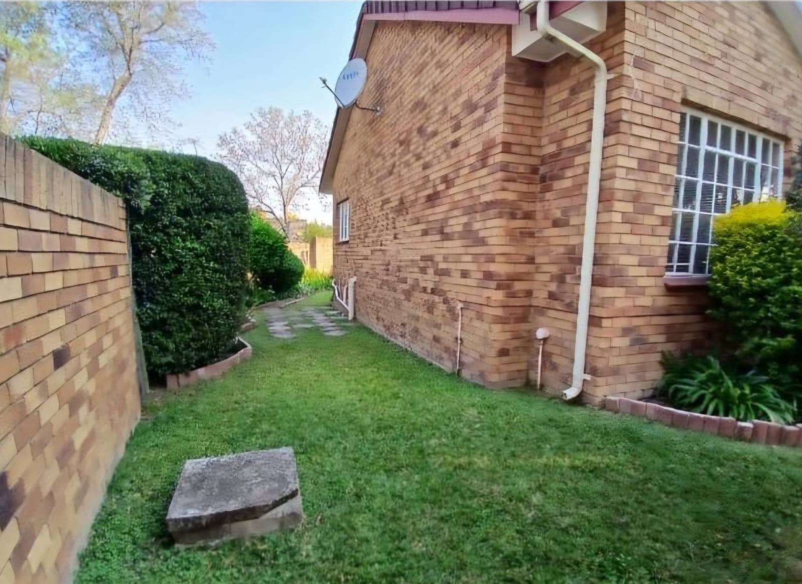 Townhouse for sale in Aviary Hill, Newcastle, KwaZulu Natal