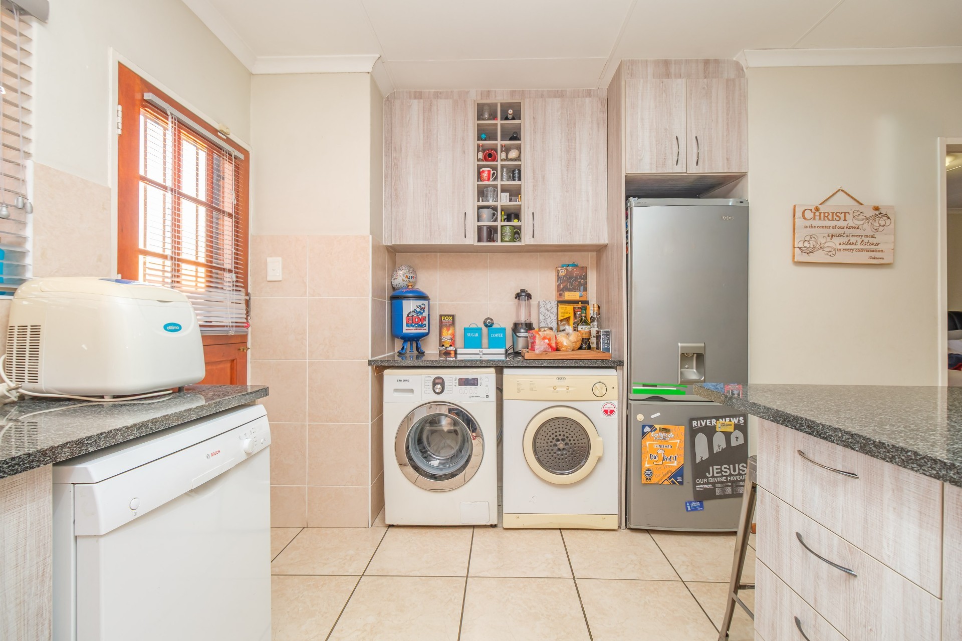 Complex for sale in Honeydew Ridge, Roodepoort, 120 m²