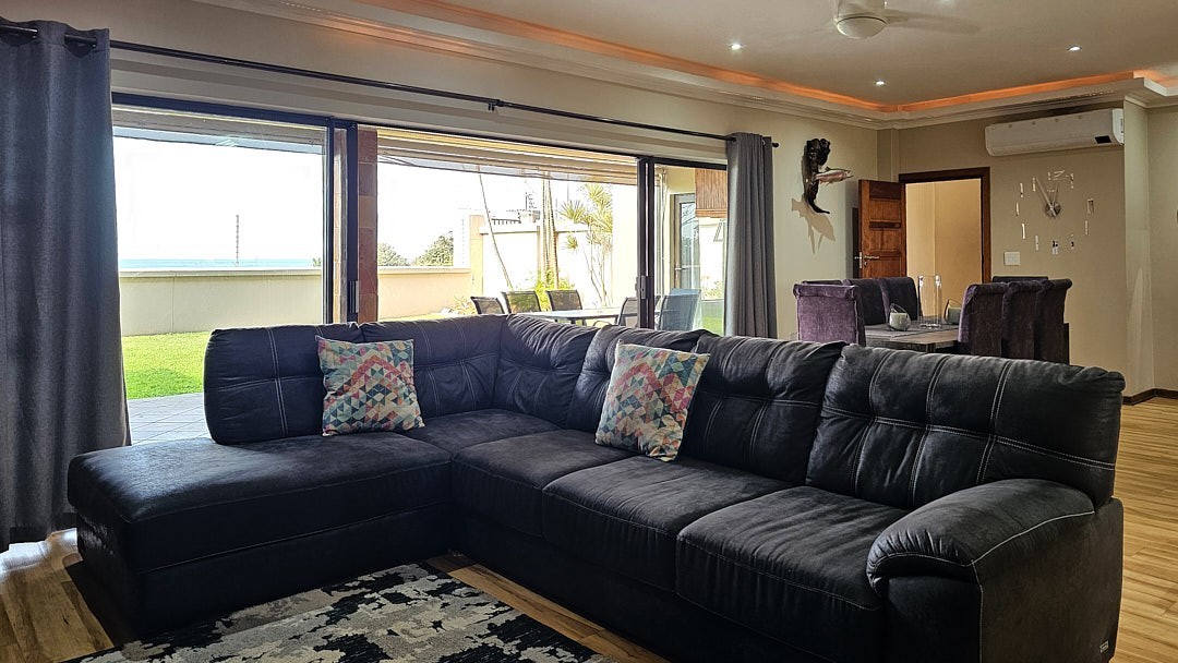 Apartment For Sale in Shelly Beach, Margate, KwaZulu Natal