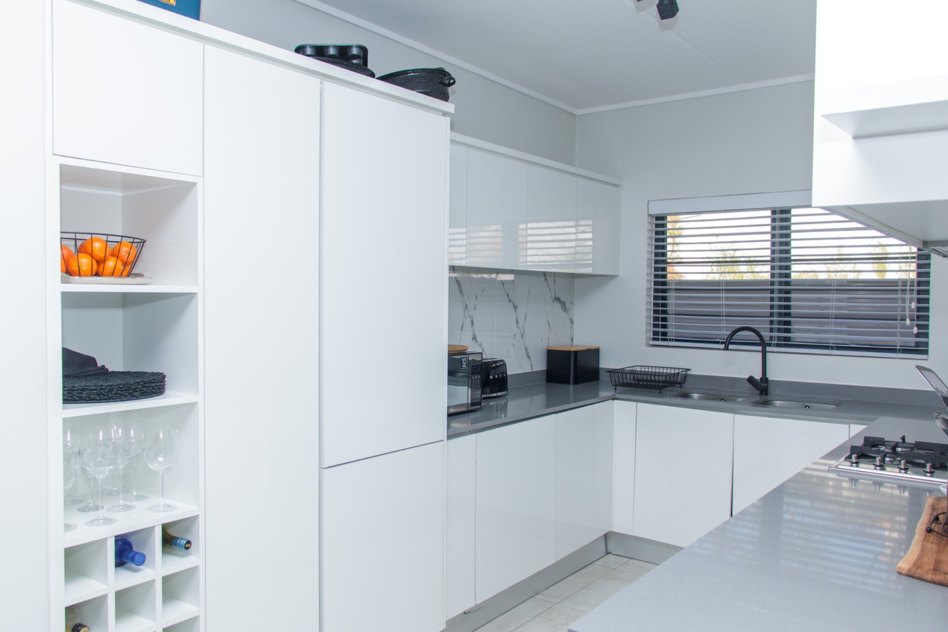 Apartment for sale in Waterfall, Midrand, 119 m²
