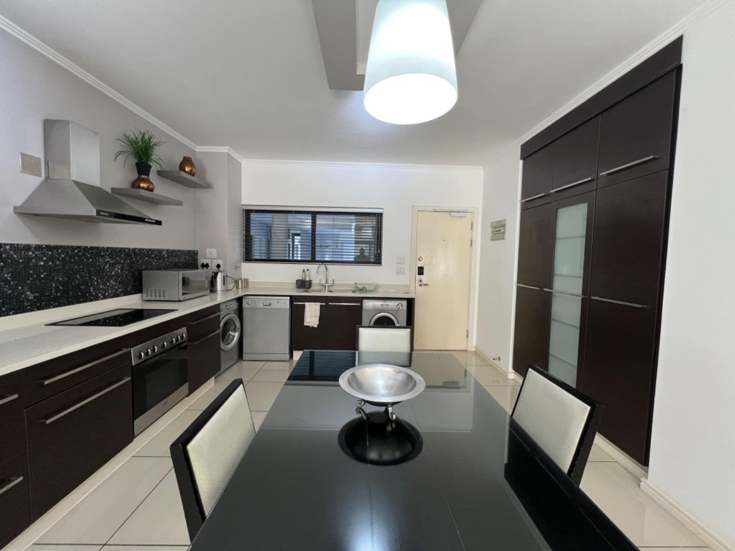 Apartment for sale in Sandton Central, Sandton, 105 m²