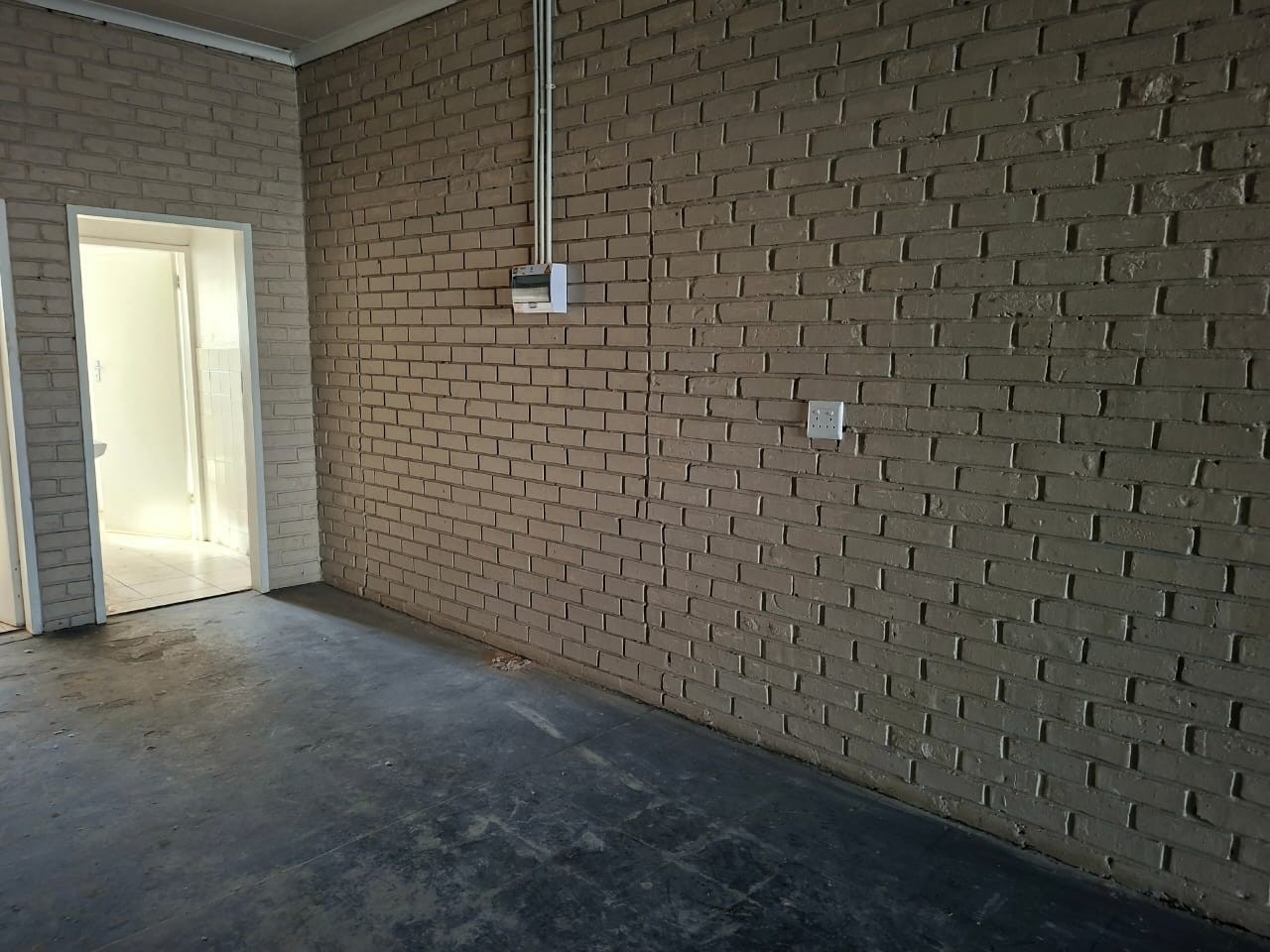 Commercial Property for rent in Middelburg Central, Middelburg, 90 m²