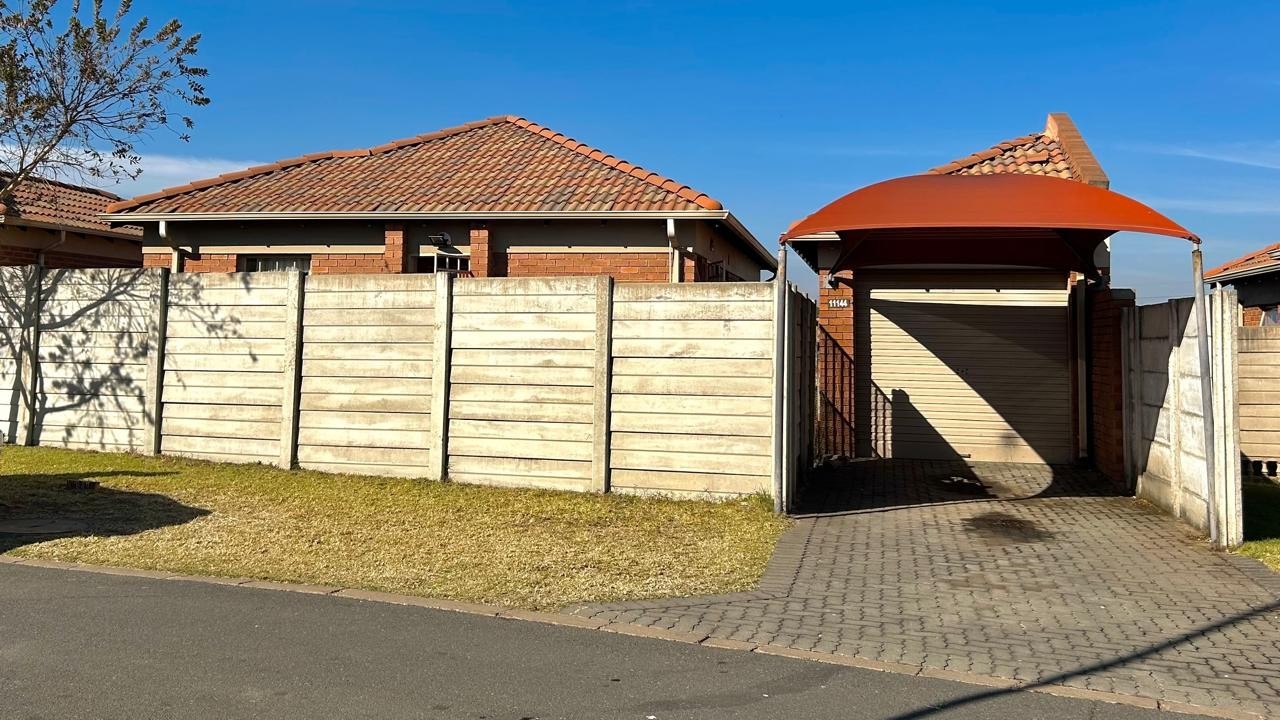 House for sale in The Reeds, Centurion