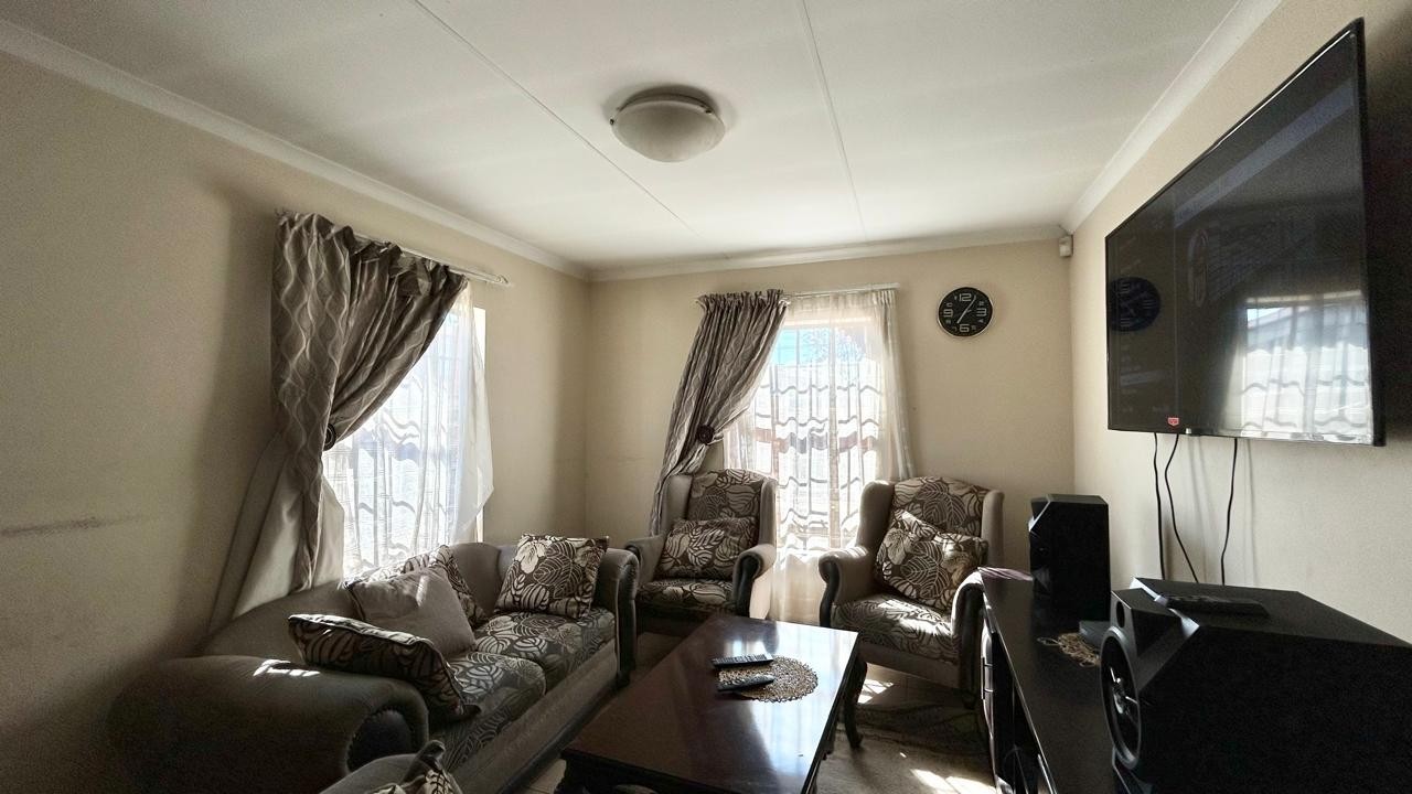 House for sale in The Reeds, Centurion