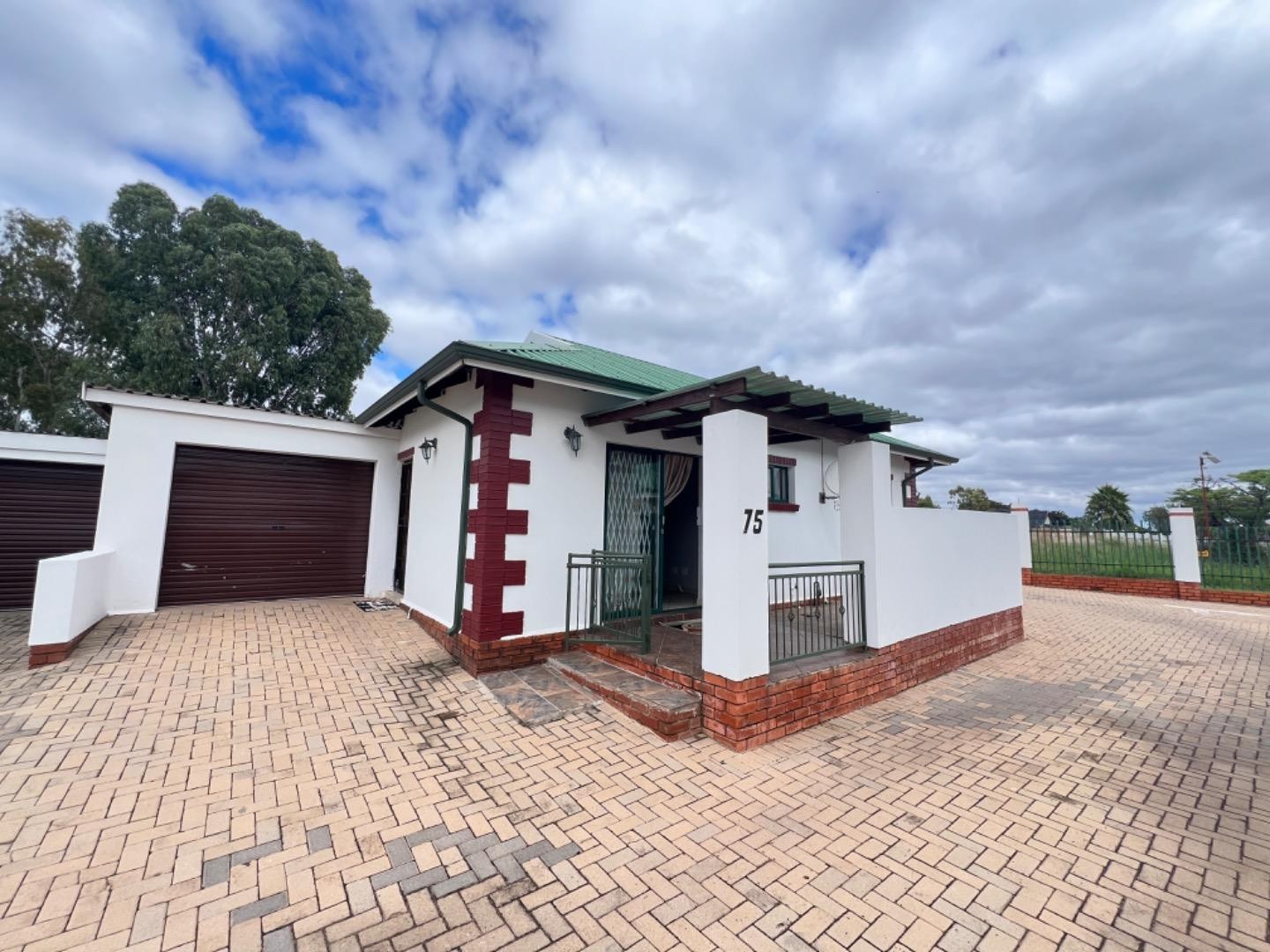 Townhouse for sale in Cullinan, 80 m²