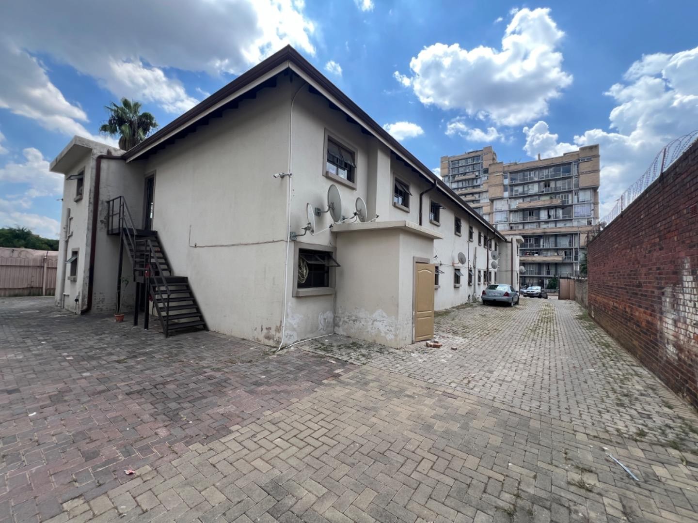 Commercial Property for sale in Sunnyside, Pretoria, 690 m²