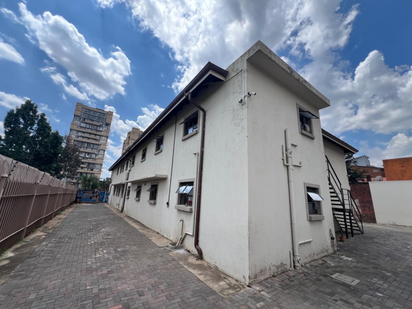 Commercial Property for sale in Sunnyside, Pretoria, 690 m²