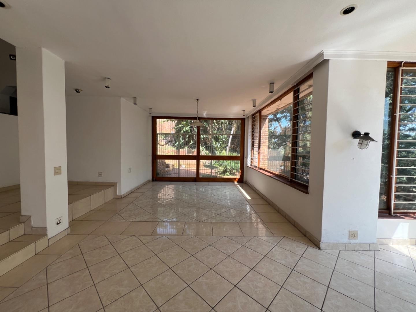House for sale in Silverton, Pretoria, 1487 m²
