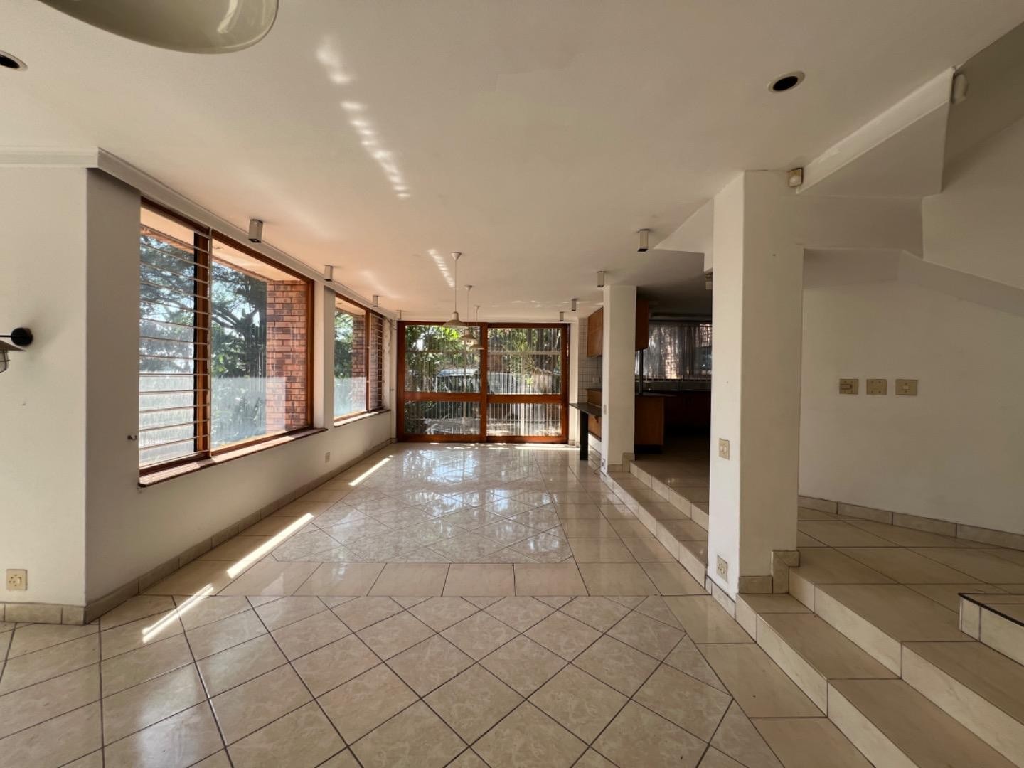 House for sale in Silverton, Pretoria, 1487 m²