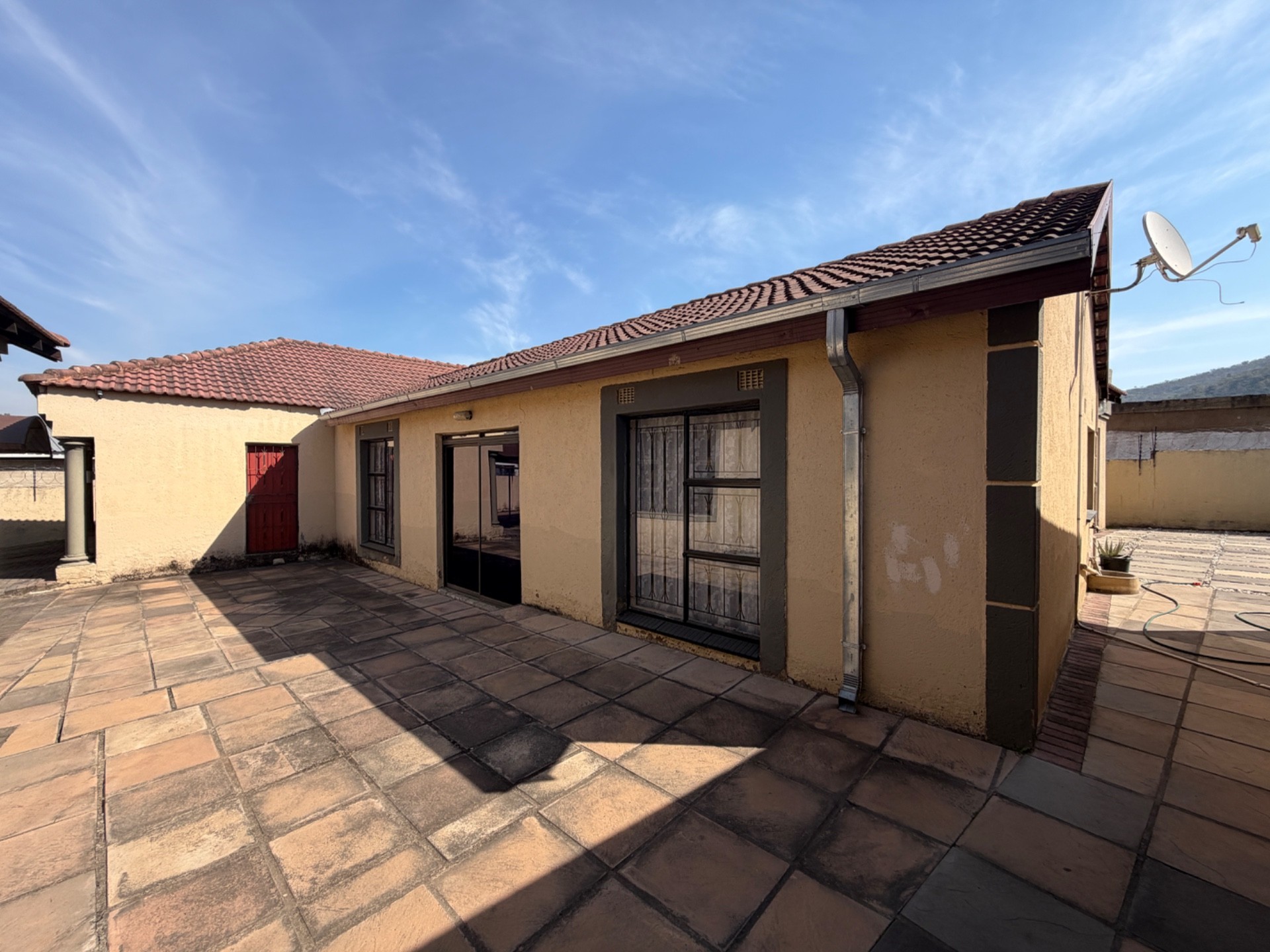 Backroom Flat in Tekwane South Tekwane Nelspruit Mpumalanga