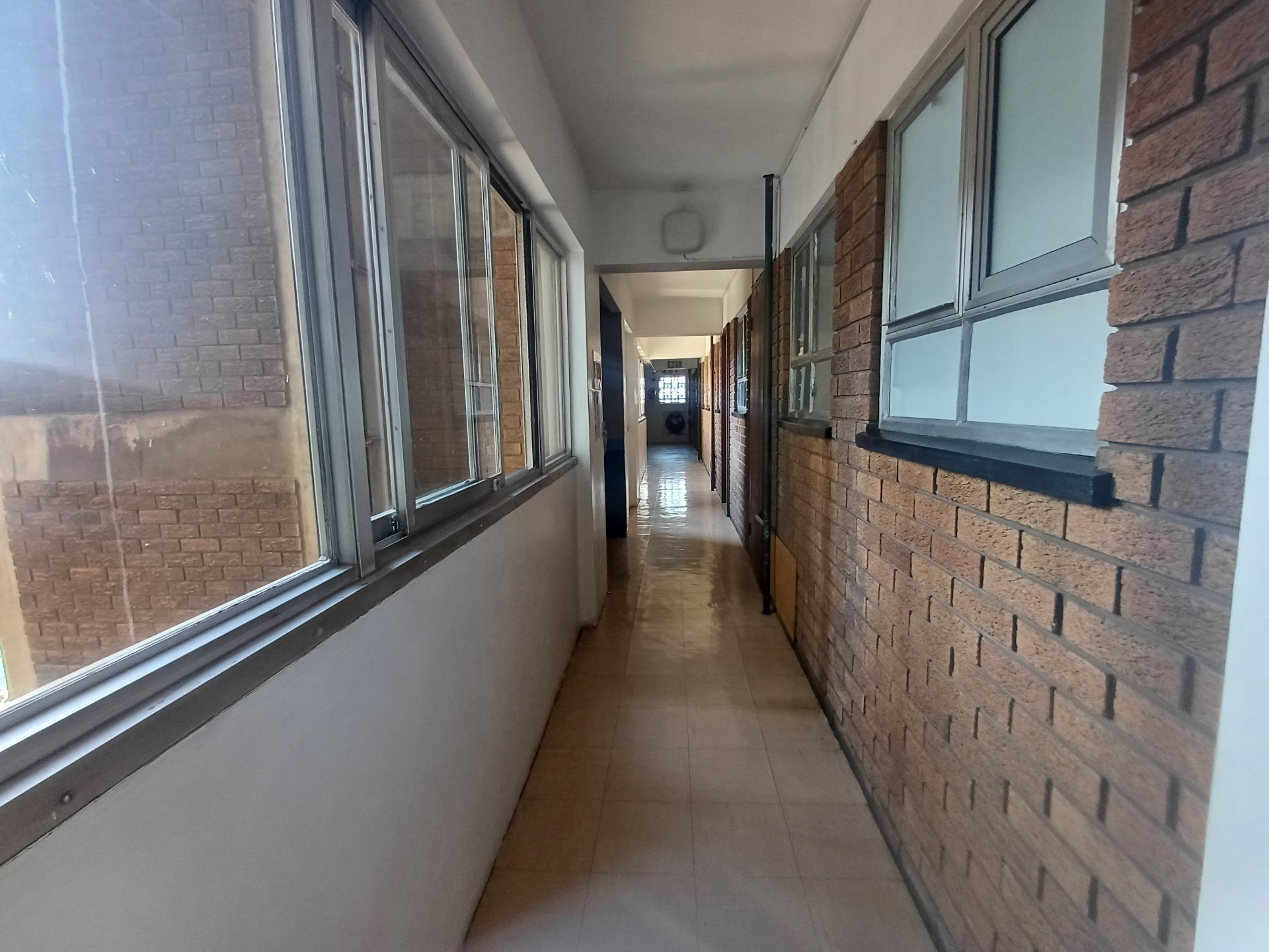 Iconic 1 Bed Waterfront Apartment in Durban Central for Rent 3
