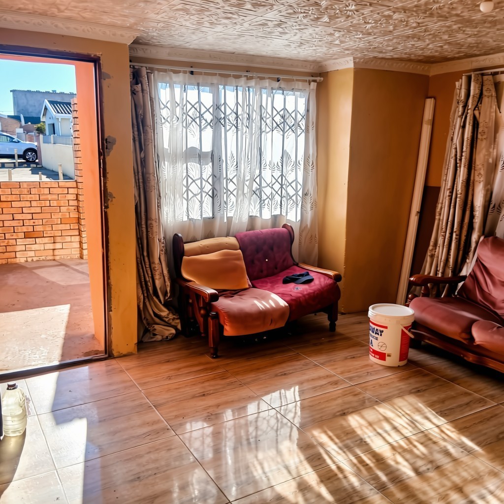 House for sale in Motherwell Nu 2, Motherwell, Port Elizabeth, 105 m²