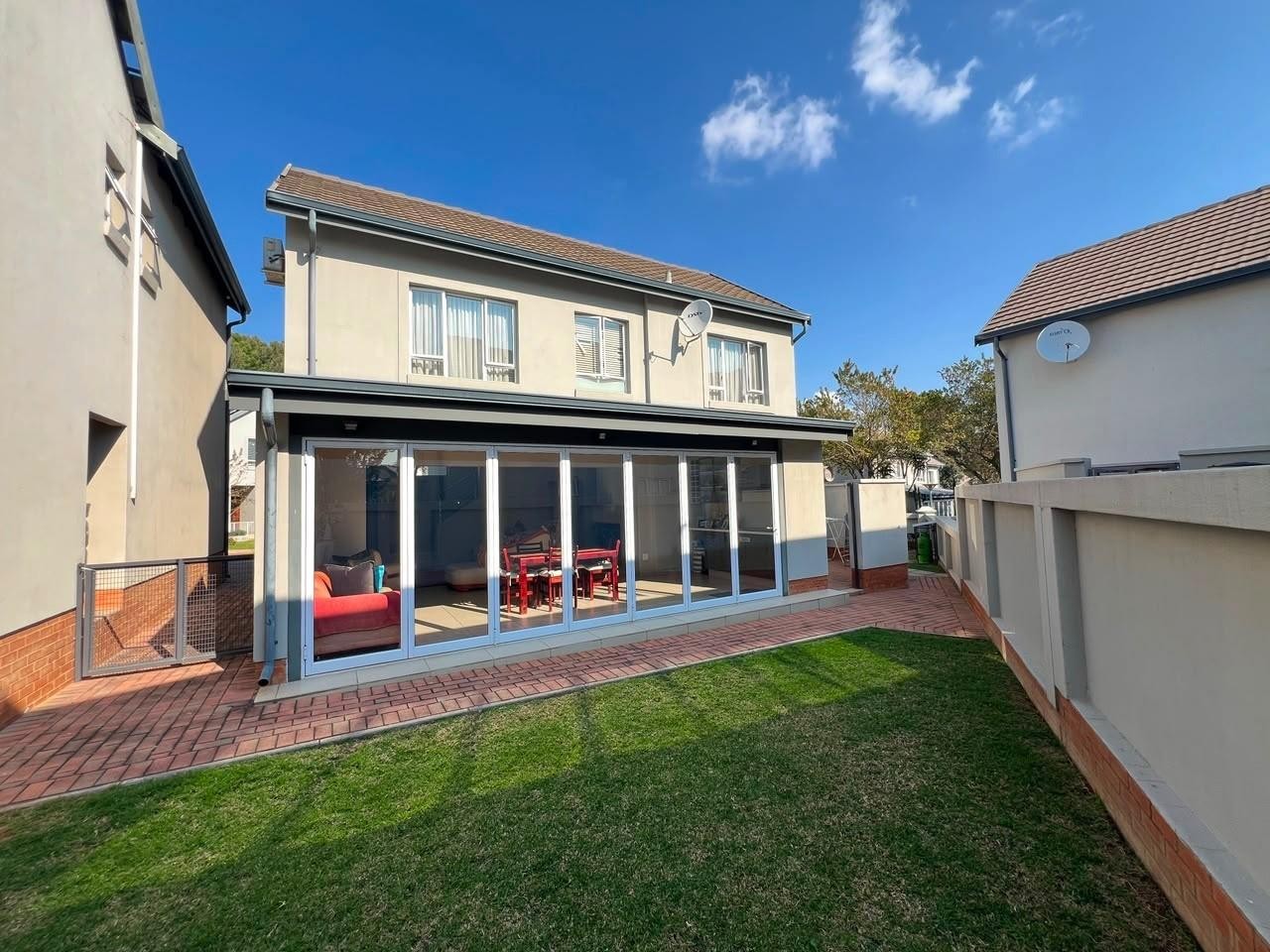 House To Rent in Moreleta Park, Pretoria