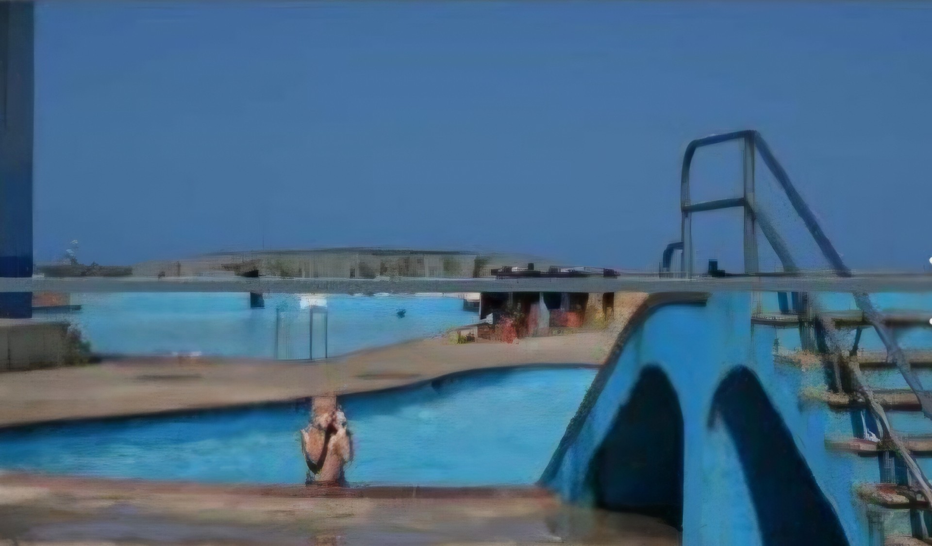 Complex for sale in Amanzimtoti, KwaZulu Natal
