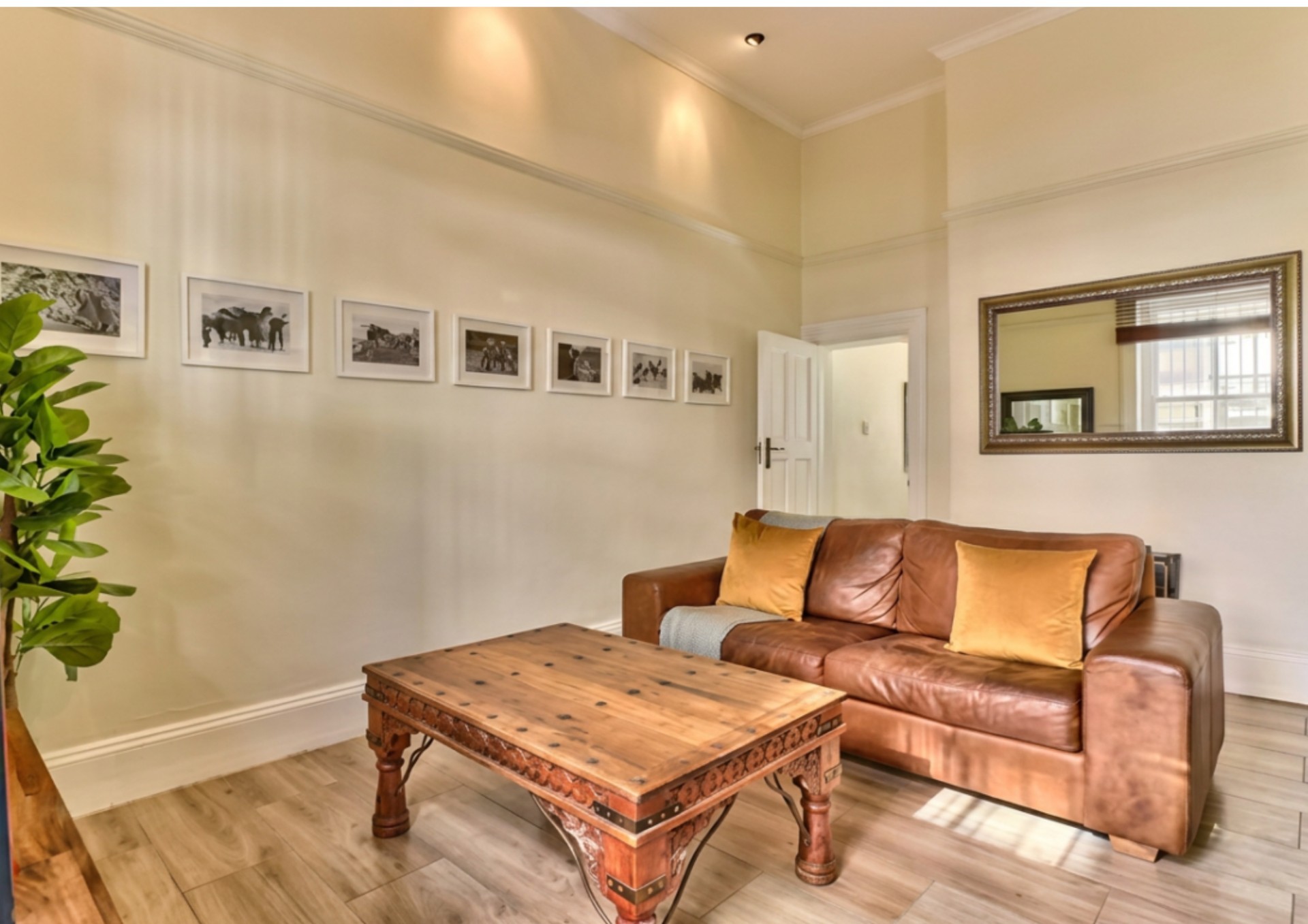 Apartment for sale in Cape Town City Centre, Cape Town, 60 m²