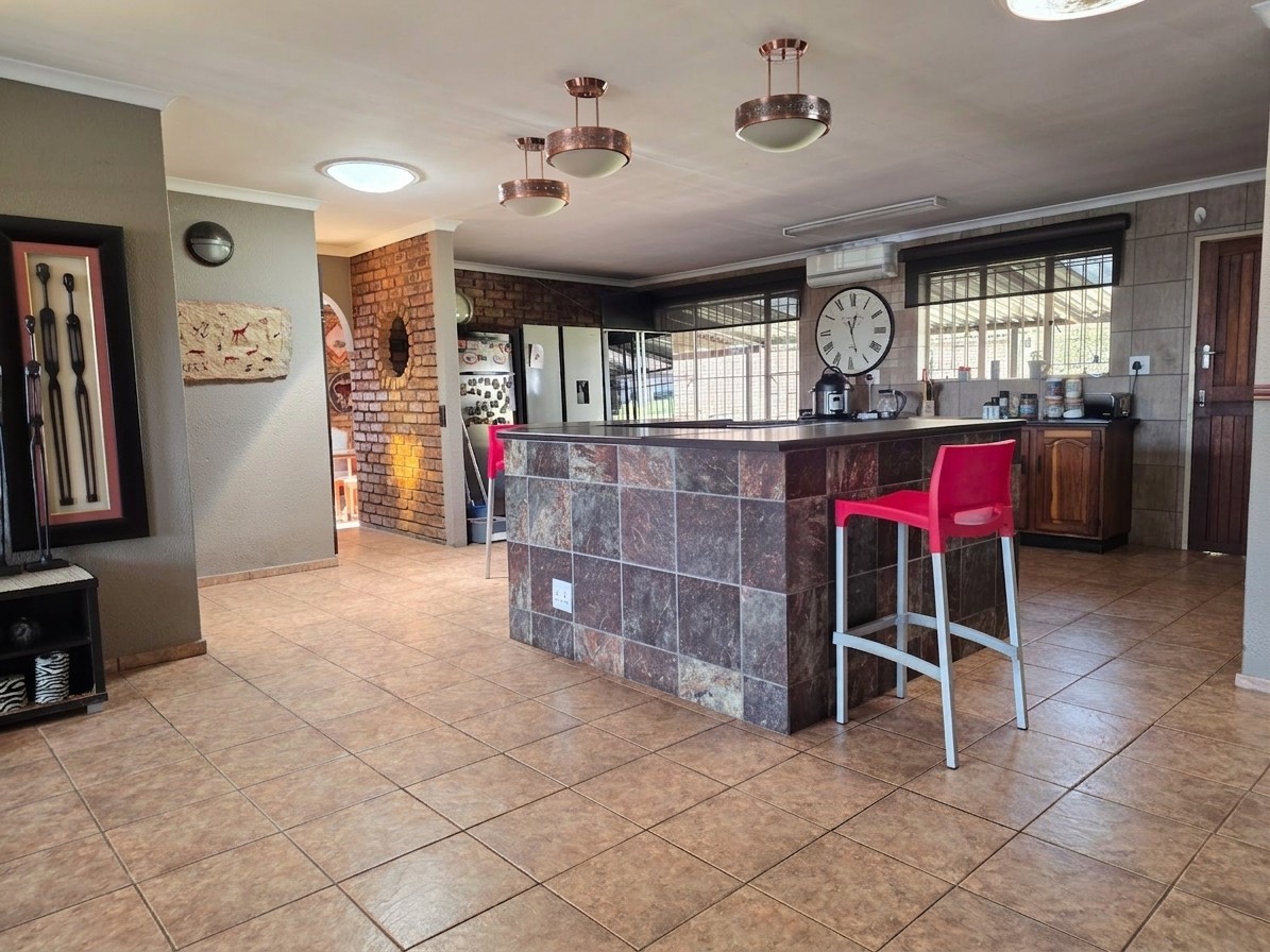 House for sale in Norkem Park, Kempton Park, 1338 m²