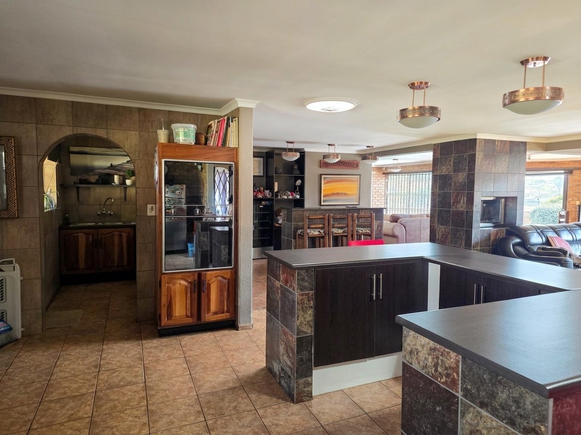 House for sale in Norkem Park, Kempton Park, 1338 m²