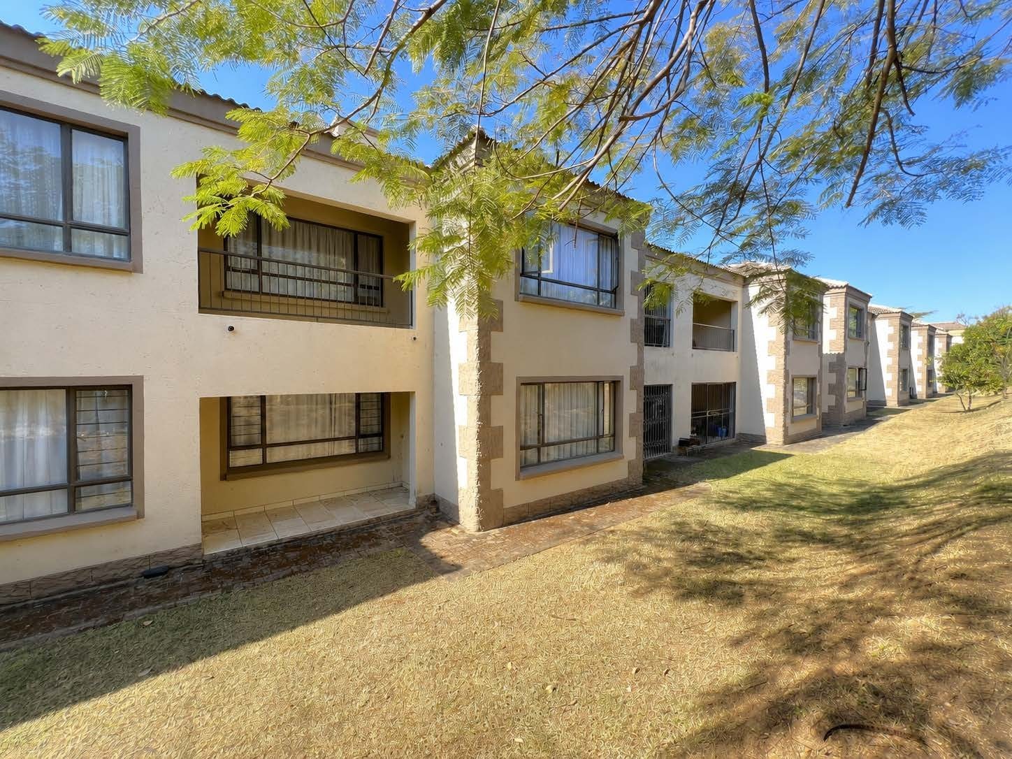 Apartment for sale in Stonehenge, Nelspruit, 83 m²