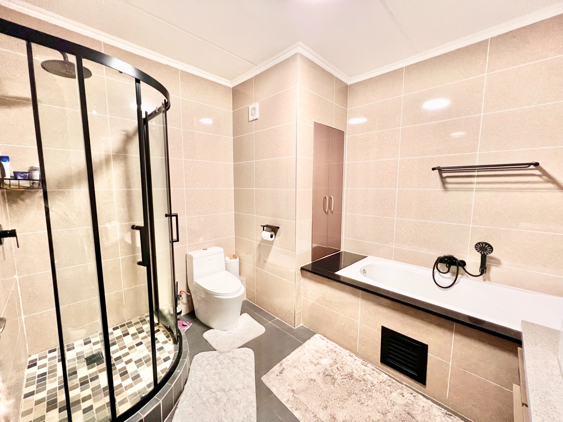 Apartment for rent in Carlswald, Midrand, 96 m²