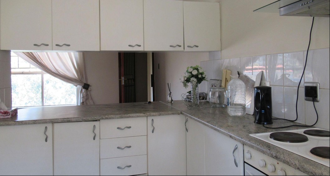 Apartment for sale in Helderkruin View, Helderkruin, Roodepoort, 85 m²