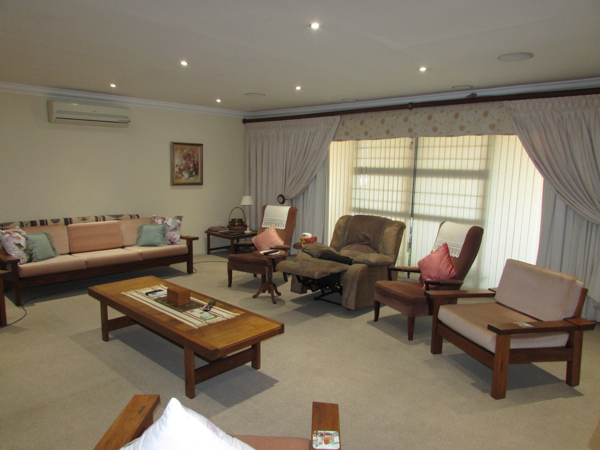 Duet for sale in Ninapark, Akasia, 176 m²
