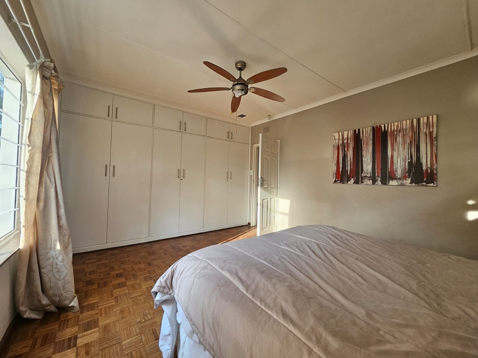 House for sale in Amanzimtoti, KwaZulu Natal, 2850 m²