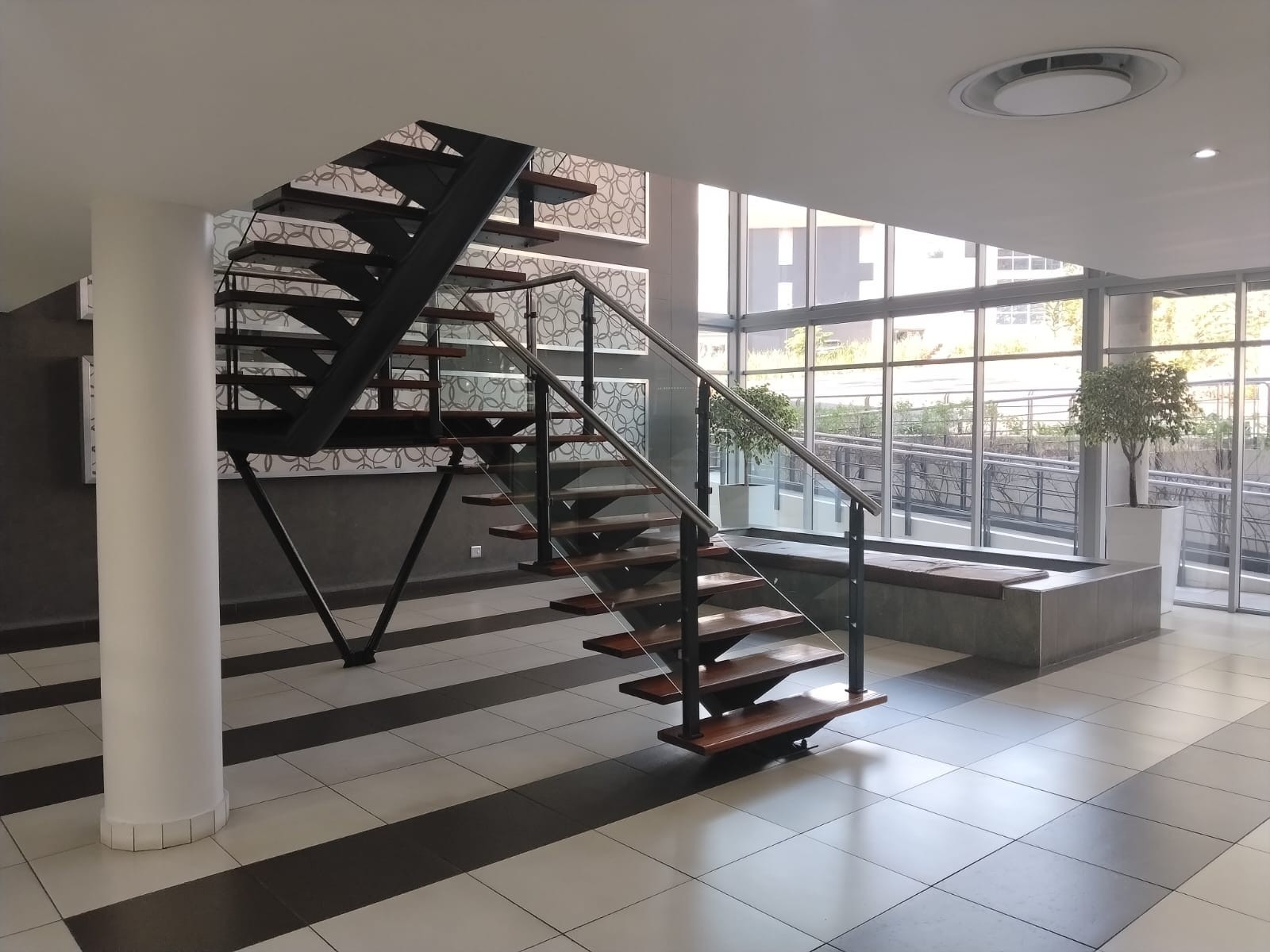 Office for rent in Umhlanga Ridge, Umhlanga, KwaZulu Natal, 338 m²